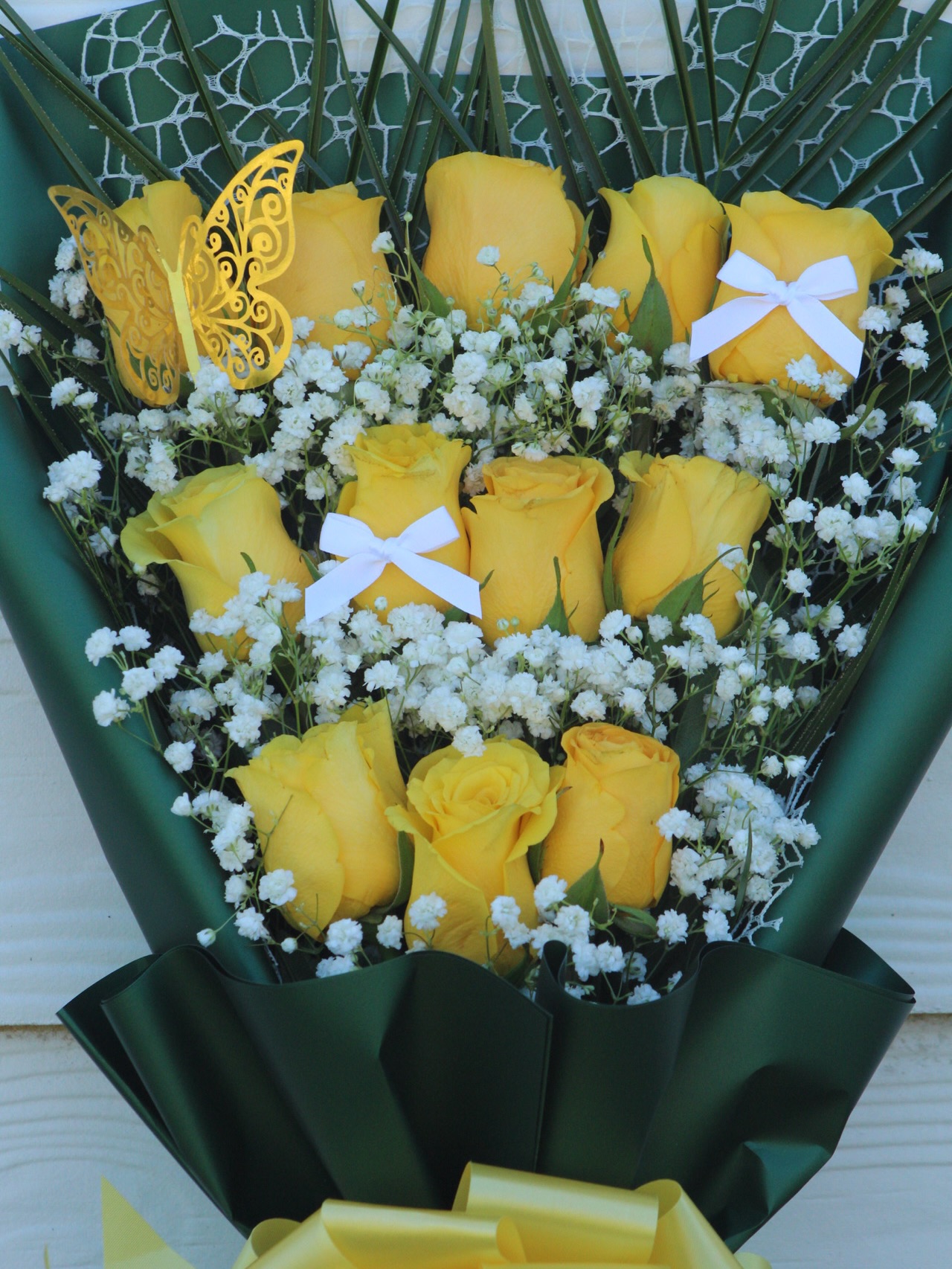 This is your sign to make her smile 💛💐
Bright, happy, and impossible to ignore — this yellow rose bouquet is made to stand out.
Perfect for birthdays, surprises, or “thinking of you” moments ✨
🚚 Delivery available (Houston / Richmond, TX)
👉 Order now before it’s gone
📲 (832) 884-8238
🌐 floriebouquets.com
#FlorieBouquets #HoustonFlorist #YellowRoses #HoustonTX #LuxuryBouquet