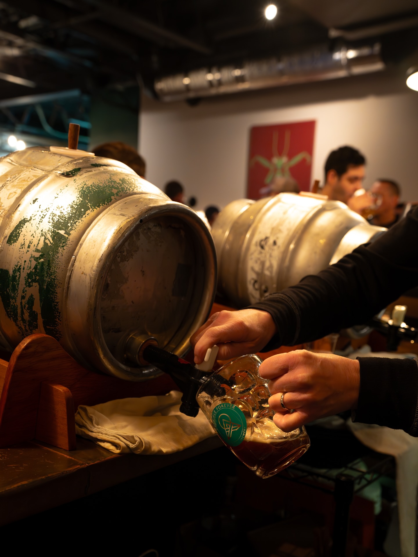 And thats a wrap on year 5!
We had an amazing time with you all at the 5th Annual Afternoon of Casks yesterday! Thank you to our incredible partners/brewers/friends of the CT craft beer community for curating a remarkable selection of cask ales and lagers for this event. Thank you to Precious Oysters @preciousoysters and Mestezos @mestezogrill keeping everyone well fed between cask tastings all afternoon. And thank you most importantly to all who bought tickets to come - to all of you who love the tradition of cask beer and connecting over a pint as much as we do.
Cheers to 5 years and many more to come!
(pt1 of pics)
#nodhillbrewery #caskale #caskfest #ctbrewery #ctbeer