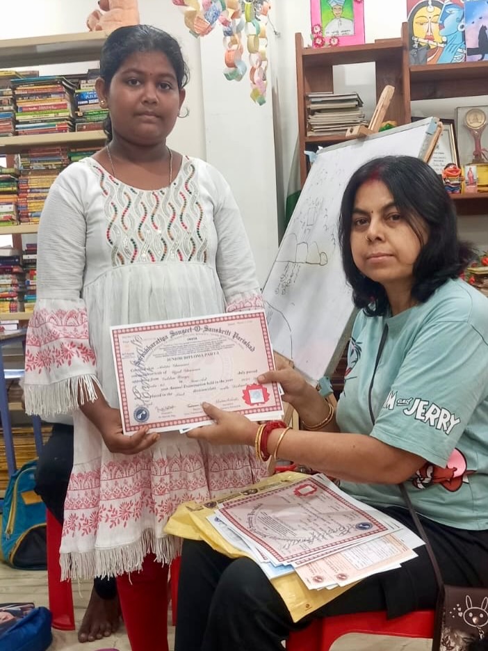 Golden Wings is so excited to share our students’ diplomas for their fine arts examinations for the year 2025 to 2026, also covering the first level of painting. We conducted these drawing examinations for the children so they have a chance to earn valuable recognition and credentials in the arts. We couldn’t be more proud of them.❤️
#goldenwings #ngo #india #drawing #kolkata
{arts, Golden Wings drawing classes, arts school, nonprofit organization, youth empowerment, youth education, Dum Dum Durganagar}