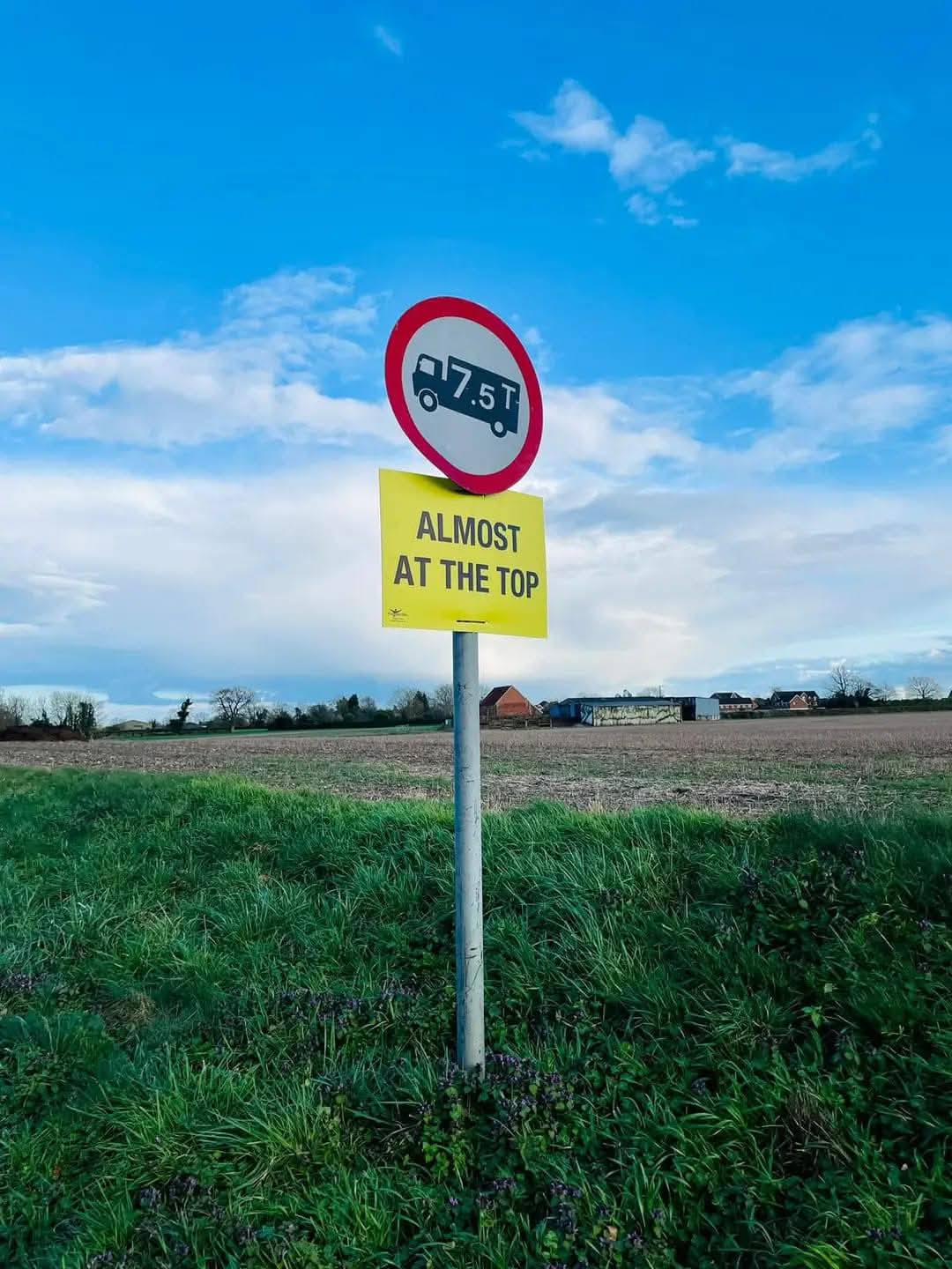 These beauties are back out again! Thank you to the pre-race team ensuring the course is ready to go for tomorrow - The weather conditions are looking good for race day tomorrow โ decent temperature and no rain or strong winds forcasted - we canโt wait to welcome you to the start line !
Race HQ is Abbey Hall, Church Street, Wymondham NR18 0PL and we will be open from 07:45am. All runners have been provided with a parking document, with details all of the available car parks. There will be plenty of local WAC members around if you are unsure.
Please make sure that you leave plenty of time to find a parking space, collect your number and get to the start line on time for the race to start promptly at 9.30am.
Limited toilet facilities are located at race HQ with a further 6 portable toilets available on the Market Cross at the start line & further public toilets also.
Water provided at the water stations will be in cups โ please dispose of your cups within the station zone so these can be collected in the bin bags provided at the water stations.
You may have already practiced running your longer runs with gels and will know to take your rubbish home with you or at the water station mentioned before โ please do not drop any litter on the course. We are very grateful to all of the local residents who welcome our run through the outlying villages around Wymondham โ please respect any members of the public that you see out on the course.
The race is run on public roads so please ensure you listen for any traffic and for instructions from marshals who are there to keep you safe. For this reason โ all headphones, including Bone conductors, are NOT permitted on the course.
There will be medical help on the course โ please alert your nearest marshal or alert a fellow runner if you need help.
Please remember that all of our marshals are volunteers and their support will be loud and vocal in true WAC spirit โ in return, please ensure they are offered the respect they deserve.
And most importantly โ enjoy your run! #WAC20 #TeamWAC๐๐ค๐๐ค