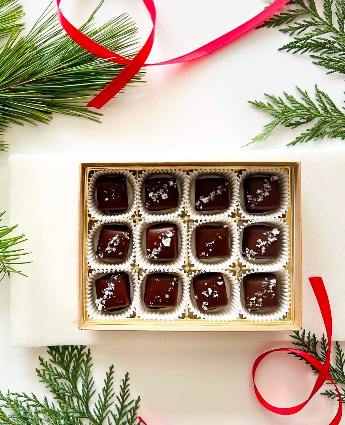 May your days be merry & bright and your weekend be filled with salted caramel and chocolate delight. 🎶 🎄
Place your orders on our website with our link in bio before Tuesday for pre-Christmas delivery guaranteed and come find us this Saturday & Sunday @portlandbazaar from 11-4pm.