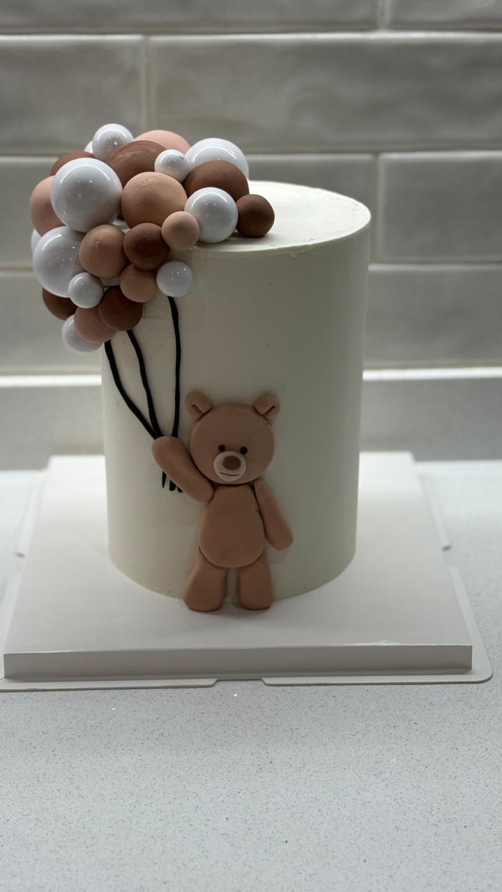 0723175773 To Order🥰🥰
#baked_by_skye #cake #cakedecorating #customcake #explorepage bearcake