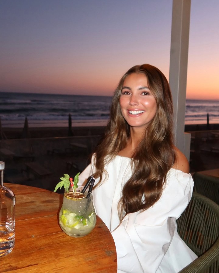 Golden hour, good vibes & the sweetest guests 🌅✨
Thank you for sharing your smile and sunset moment with us, Luuma is even more beautiful with people like you around. Come back soon!
#luumabeachrestaurant #luumabeachmarbella #marbellaweekend #marbellatrip #marbellalifestyle #marbellaspain #marbellavacation #elrosariobeach