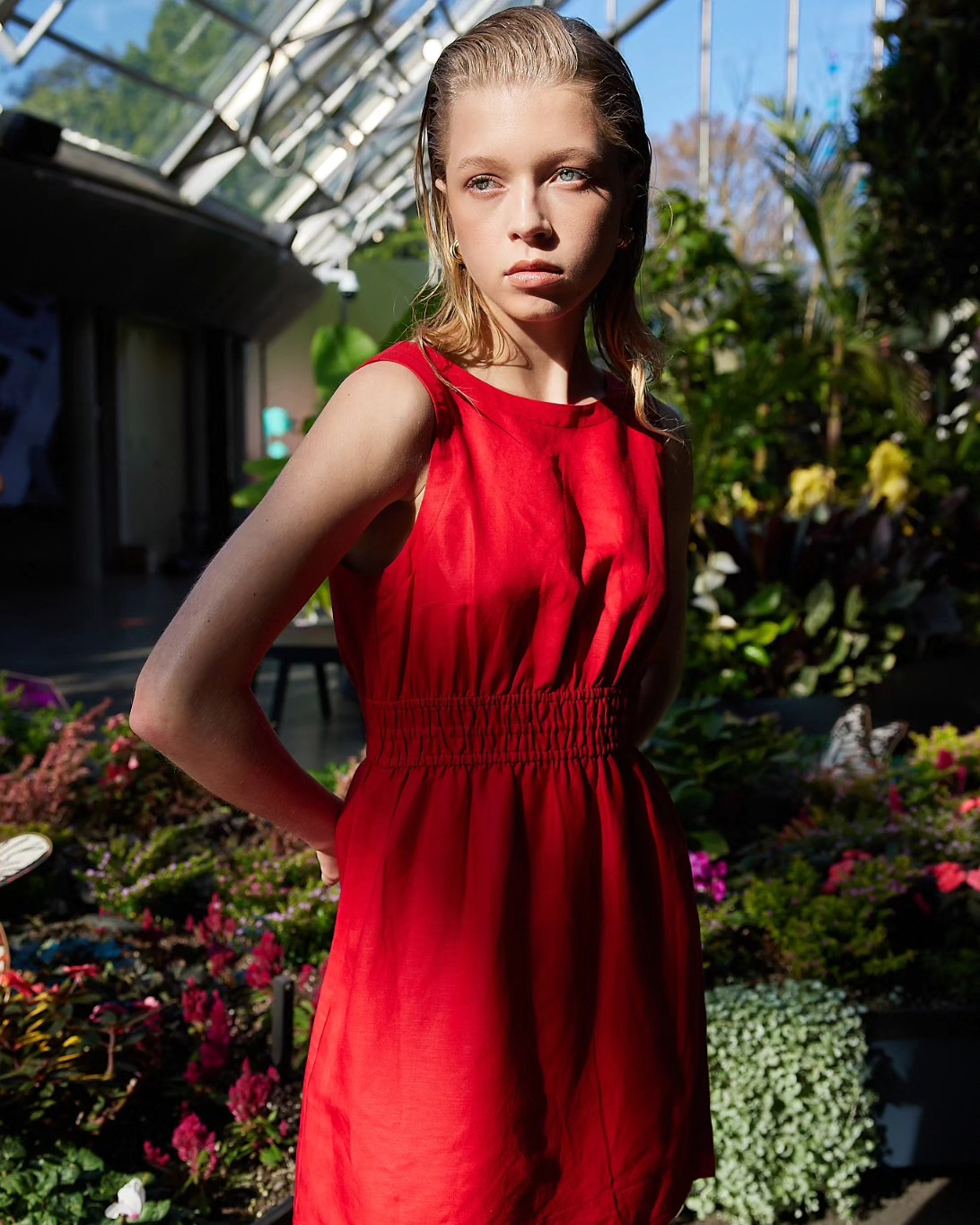 Makeup on @ava.vondavi
For @staplethelabel at @ausfashionweek
Photographer @kacper._czerniak 📸