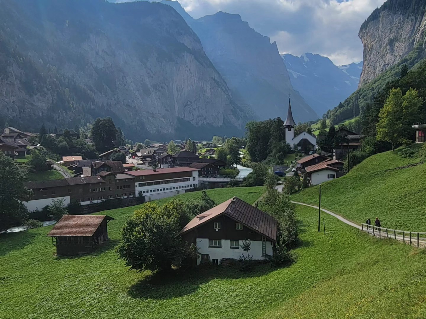 Beautiful hiking? โ
Amazing food? โ
Tons of history? โ
Check out our latest itinerary for an epic 10 day adventure through Switzerland and Italy! From the beautiful Alps to the waters of Lake Como, this itinerary has something for everyone. Link in bio ๐
.
.
.
.
.
#travel #twogirlsgetaway#travelblogger #travelphotography#travelholic #gltlove #glt #dametraveler #girlswhotravel #sheisnotlost #travelgirl #travelfeature #switzerland #italy #lakecomo #alps #iamtb #wearetravelgirls #wonderful_places #huntgram