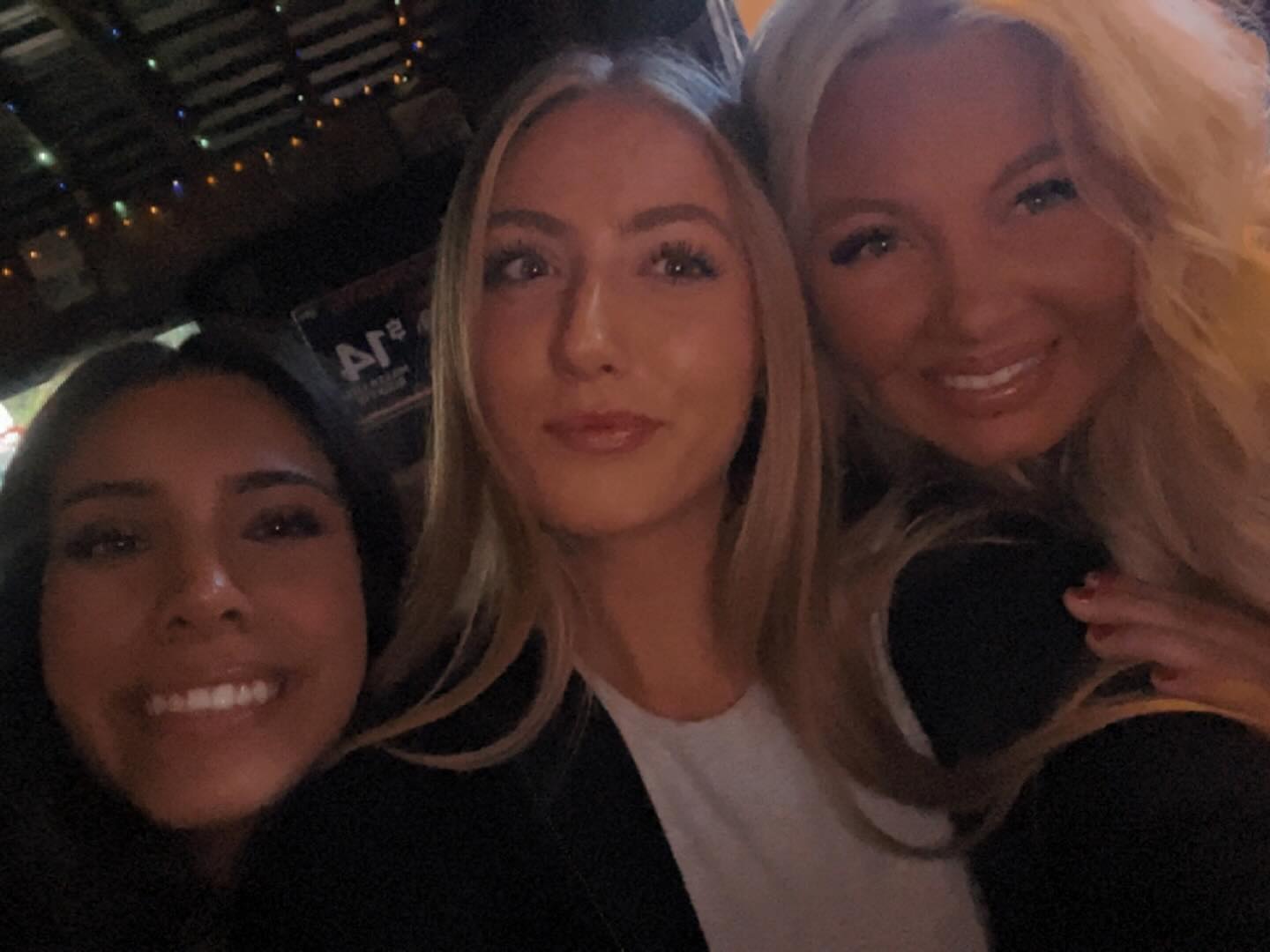 💟🪩🏞️🍬🌊