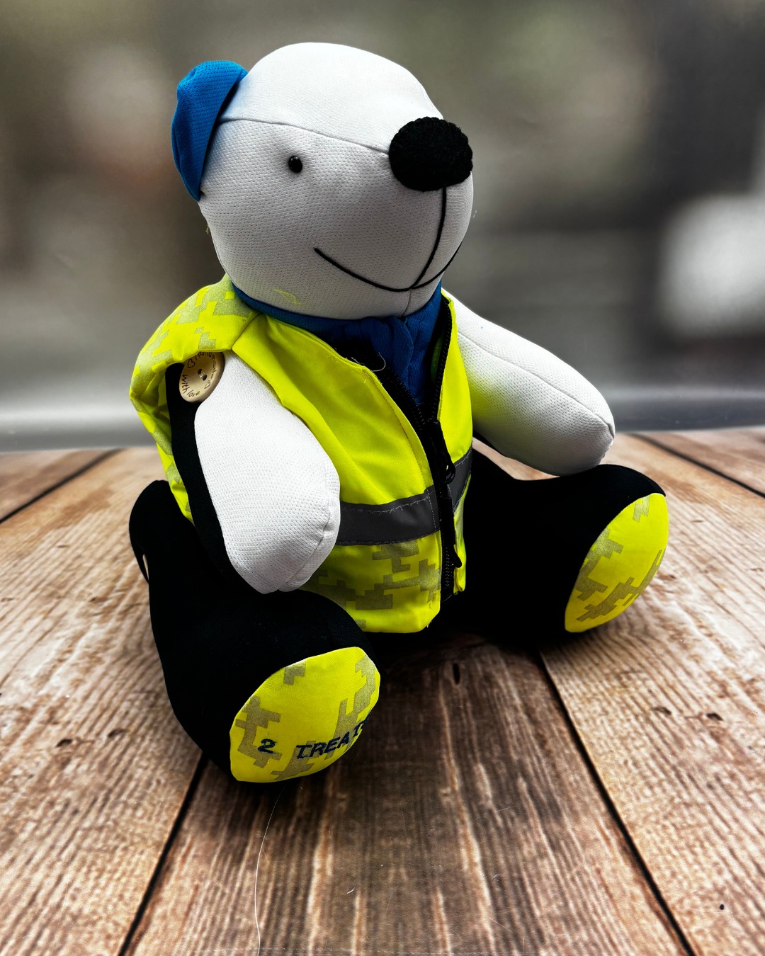 When Jo asked me to create a bear from her late husband's cycling clothes as a gift for her son, using a polo shirt, trousers and a cycling jacket, I knew we'd craft something that honoured his passion.
Then in the new year, Jo contacted me again asking to have a cushion made for herself from his clothes. Creating both pieces means her son has a keepsake celebrating his dad's love of cycling, while Jo has her own memorial piece to hold close.
Sometimes one keepsake isn't enough, and that's okay. Different pieces for different family members allow everyone to honour the same person.
I hope both the bear and cushion bring Jo and her son comfort and keep his memory alive.
#TracysTreasuredKeepsakes #SmallBusinessUK #PersonalisedKeepsakes #HertsCustomKeepsakes #HandmadeGiftsUK