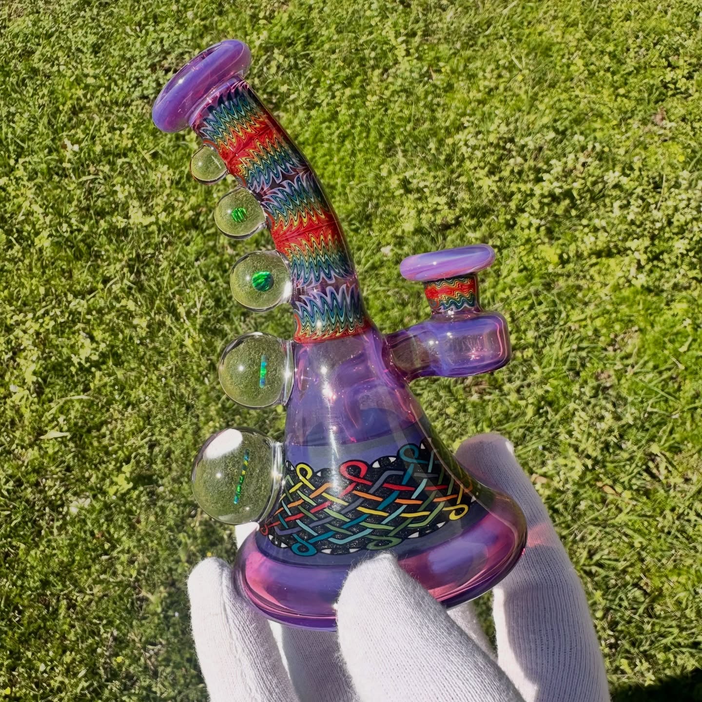 Sooo clean 🧼
This opal stack, bent neck tube from @kevinmurrayglass is such a heater 🥵
SOLD - headed to its new home
#headyglass #kevinmurrayglass #shopsmall #oxfordms #mississippi