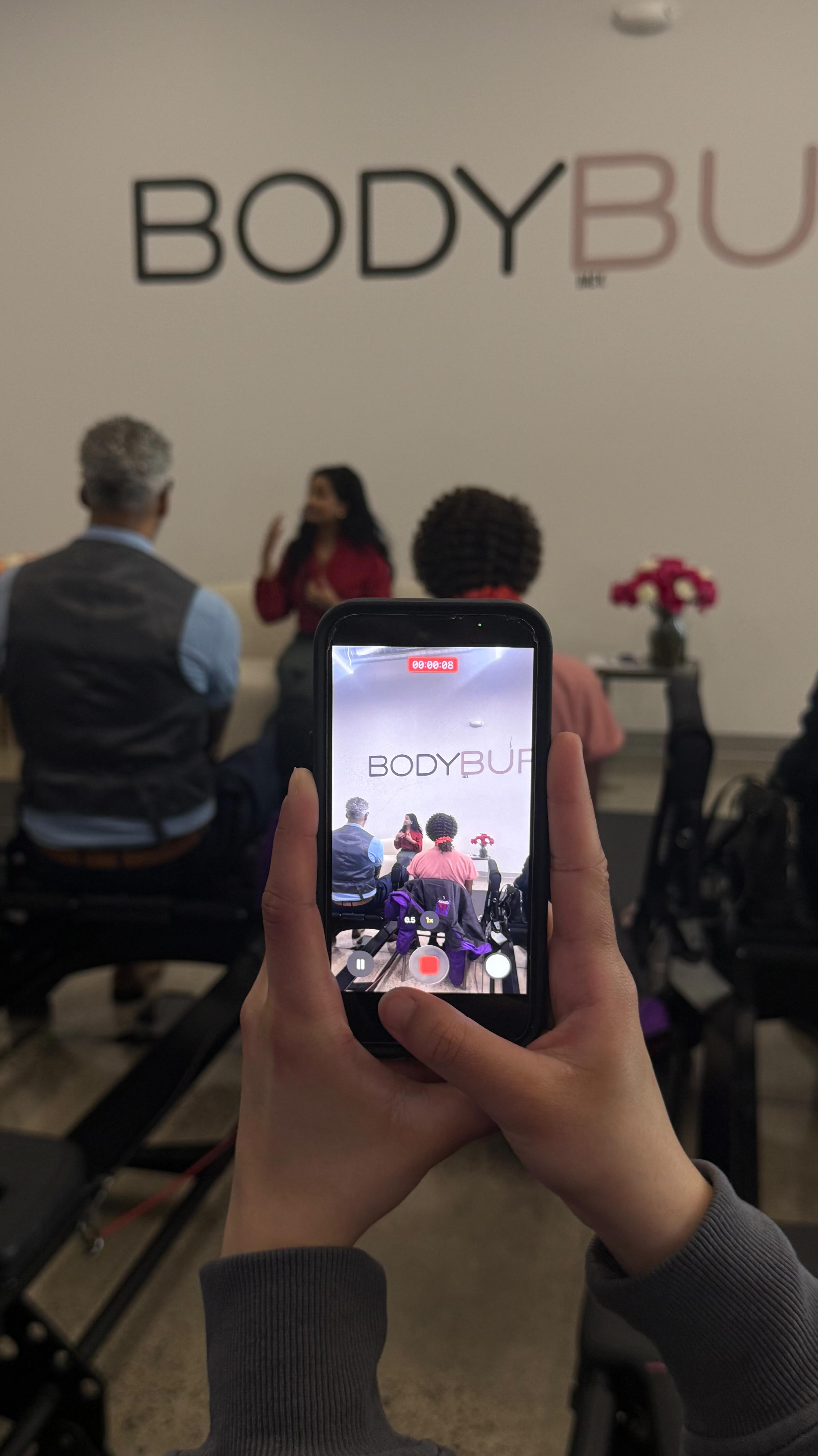 Thank you @vedabysonia for helping us reset with breath work, meditation, and community. Wellness is more than just working out, it’s taking care of yourself mind, body, and soul 🤍✨