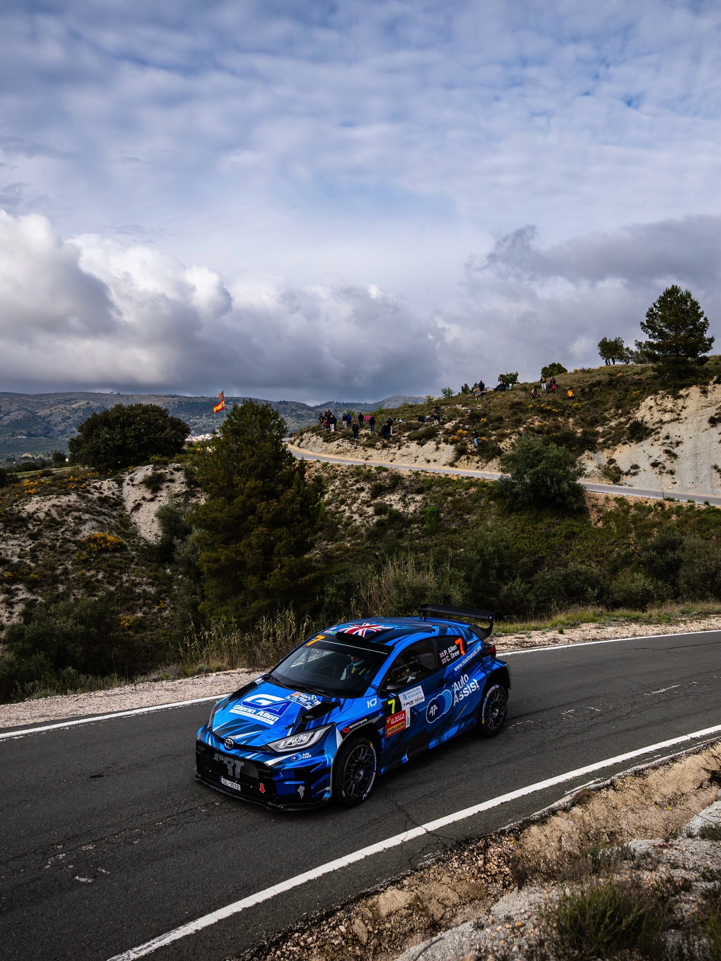 P7 for car number 7 in La Nucía 🏁
First rally in our Toyota GR Yaris Rally2 and Philip & Craig wasted no time getting up to speed. A stage win on SS2 proved what’s possible, while changing conditions made it a proper introduction to the car.
A strong start - and there’s definitely more to come, be back soon✌🏼
#SRT #SportsRacingTechnologies #SuspensionLaboratory #RallyeLaNucia #PhilipAllen 📸 @bence_photo