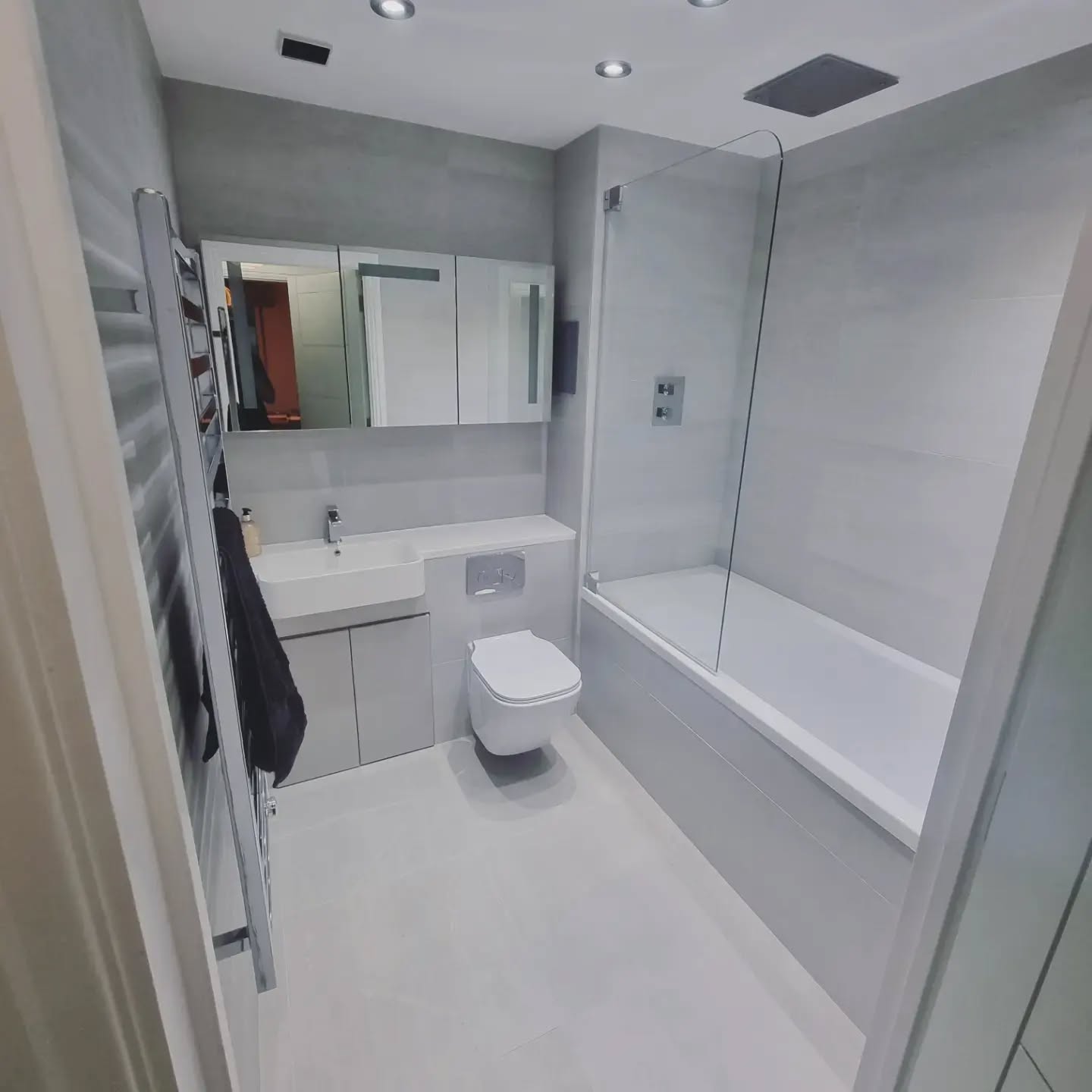 LUSH🏠🔐💛🖤
#hashtagplumbing