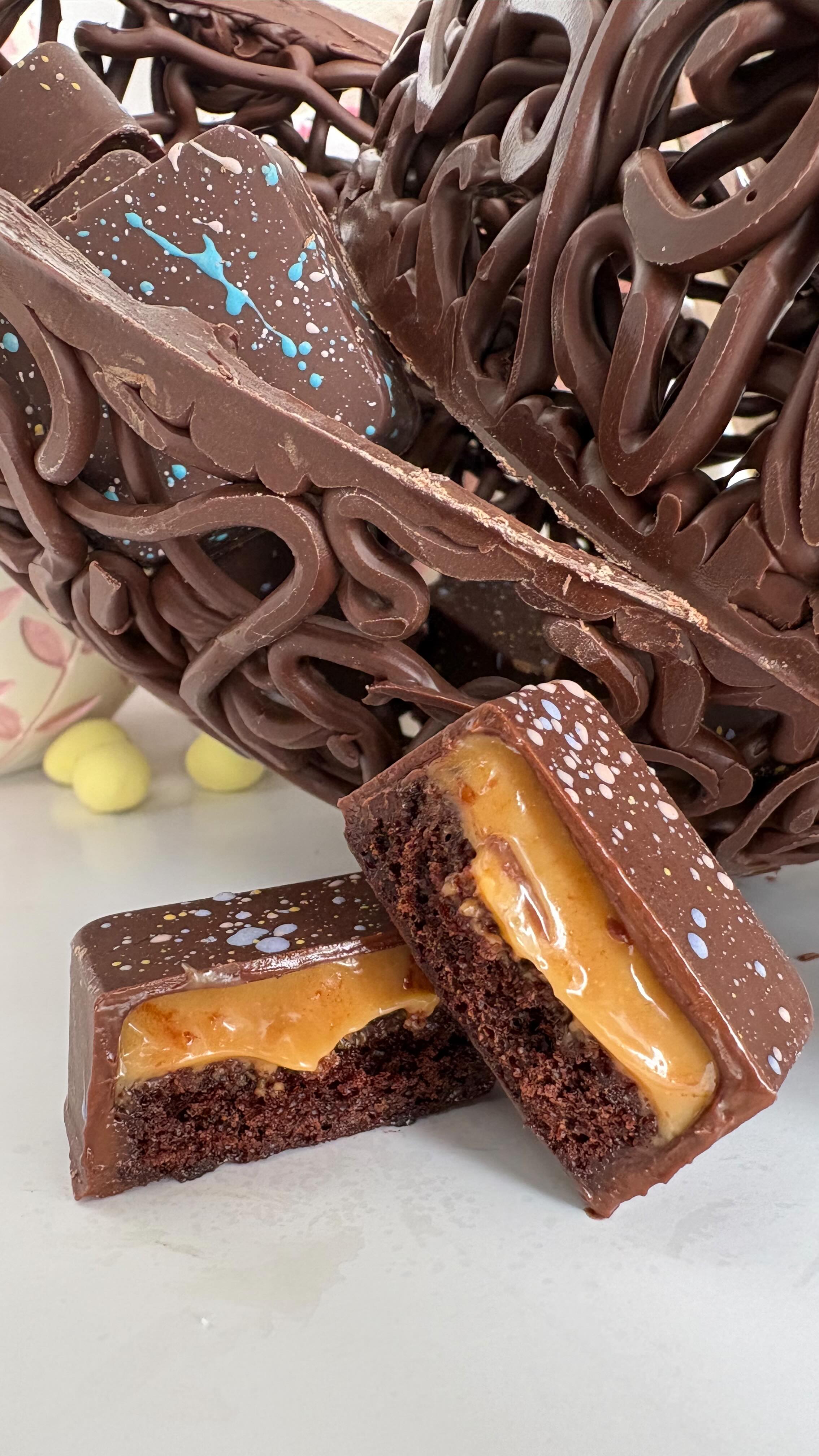 Our Honey cake bites Easter egg is back 🧡🐰
Limited Edition- don’t miss your favourite!
#Easter #honeycake #paodemel #braziliansweets #eastereggs egg