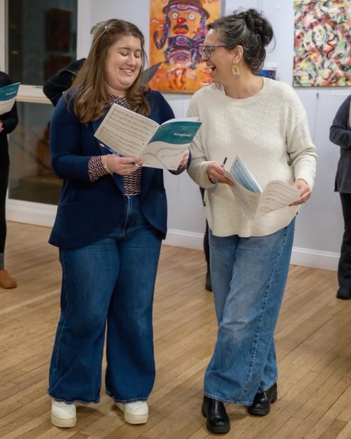 🌺 🎶 Soft pastels, fresh energy, and voices ready to bloom 🌸🎶
This season, our music feels like spring itself—layers of lilac, sky blue, and gentle pink woven through each piece, just like the scores in our hands. There’s something magical about how these colors mirror the sound we’re creating together… light, hopeful, and full of new beginnings.
As the Aquidneck Singers, we’re leaning into that feeling—lifting our voices like songbirds, embracing the beauty, renewal, and quiet joy of this season.
Every note feels like a breath of fresh air. Every harmony, a reminder that something new is always beginning.
Spring is here… at last. 🌷✨
#AquidneckSingers #Songbirds #SpringVoices #ChoralMusic #NewportSings