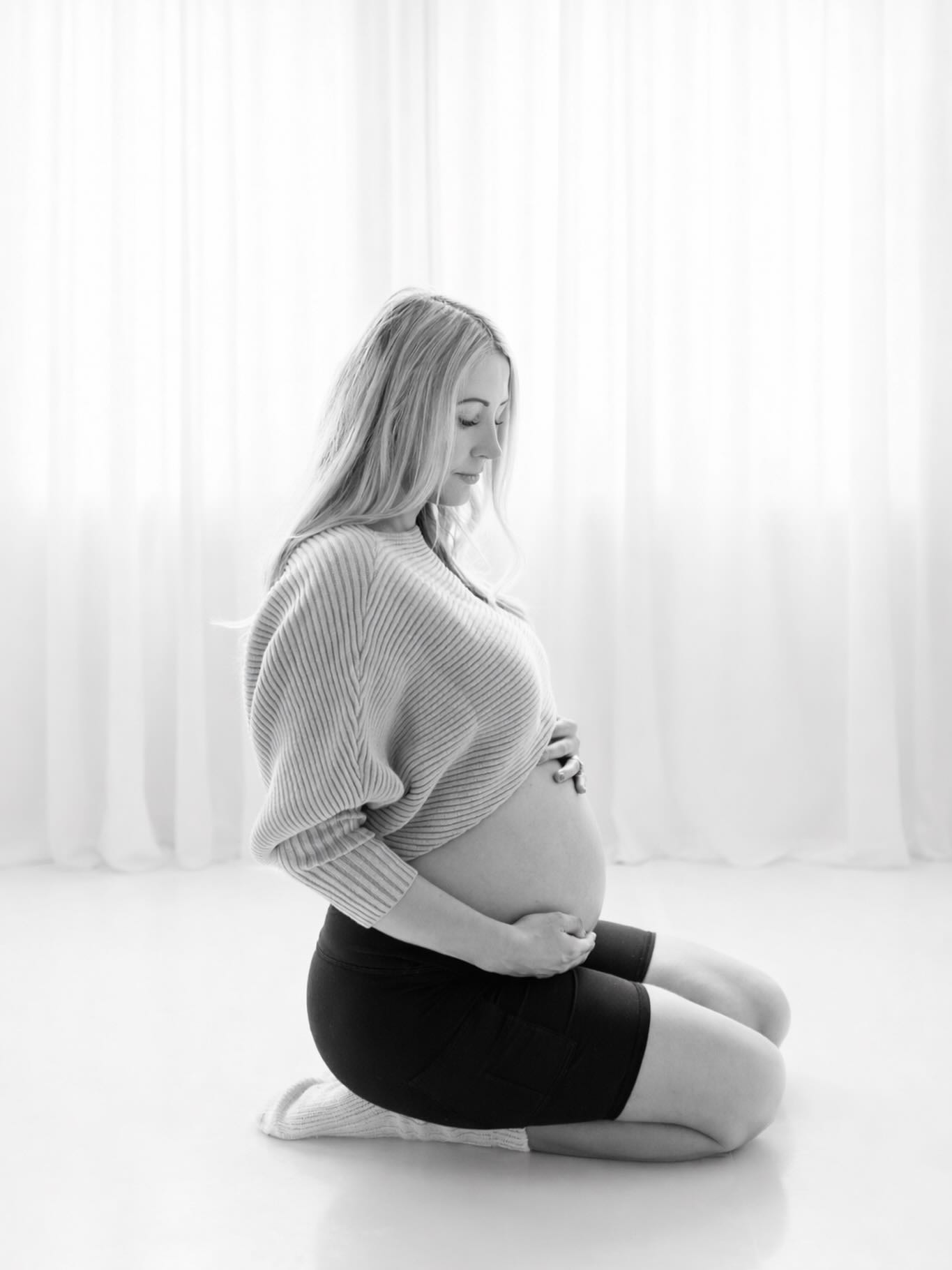 I think I could be solely a maternity photographer. š¤ I absolutely love this season of life.