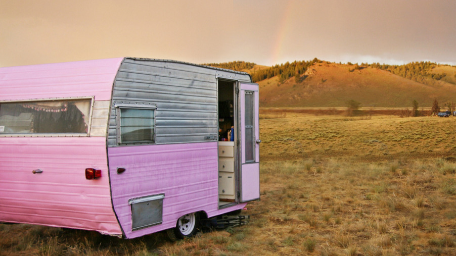Got a vintage trailer you’re ready to sell? Our step-by-step guide breaks down valuation, repairs that boost price, and listing tips to sell faster. Link in Bio
#VintageTrailer #TrailerForSale #TrailerSellingTips #VintageRestoration #AtomicTrailerChicks