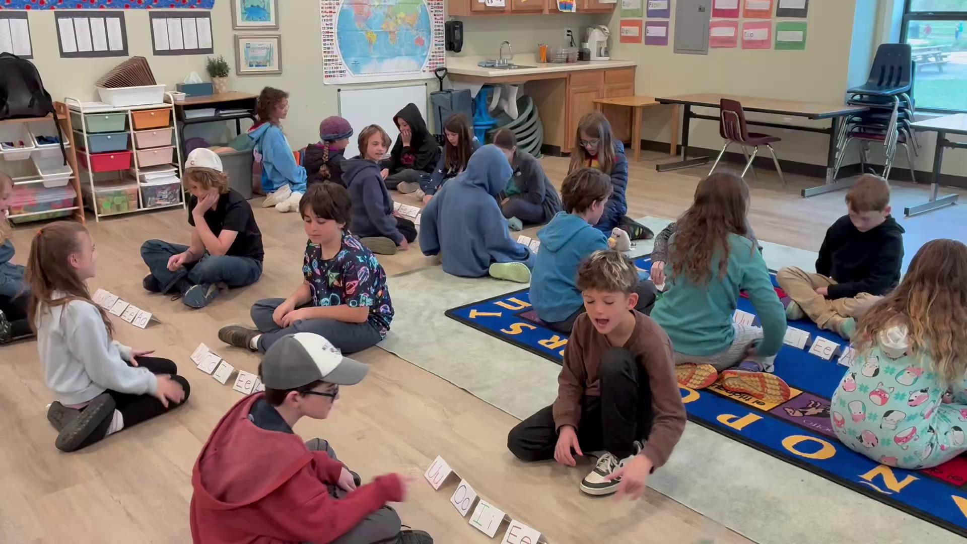 Enrichment Classes at FernLeaf are another way our teachers create a "rich learning environment" for our Kindergarten through 4th grade students. Students rotate through:
Spanish, Outdoor Adventures, Physical Education, Music and Visual Arts.
Check out this video of FernLeaf's Spanish teacher playing a game to teach students about vowel sounds in the Spanish alphabet!
#SpanishForKids #K12 #nccharter #FernLeafCCS #flccs #enrichment #spanishclass #wncschool