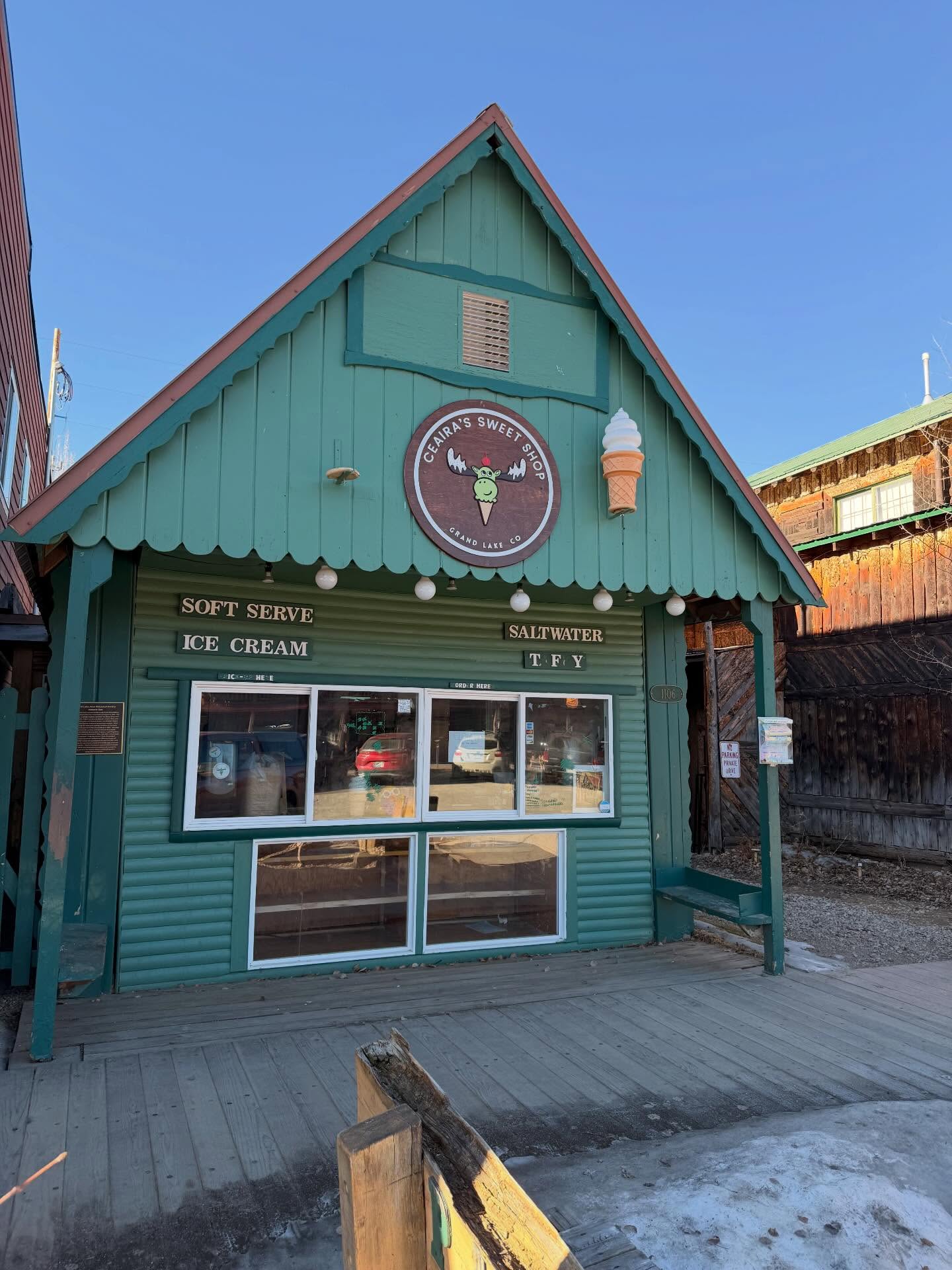 Got a bunch done today towards opening up! If you were out and about in GL today you mightโve saw us unloading a ton of stuff and potentially witnessed the tragic loss of not one but two of our new Rainbow Jellies ๐๐ญ Our target opening date is Friday! ๐ฆ #grandlake #colorado #grandcounty #icecreamshop #fail