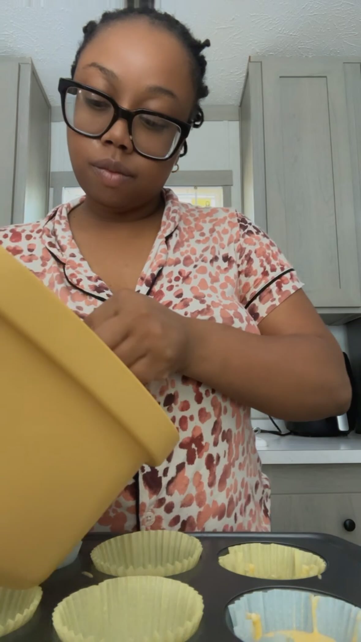 Some days are for building.
Some days are for being.
This weekend gave me both.
Yesterday was full… ideas, planning, pouring everything out creatively.
Today was slower… sleeping in, church at home with Tyler, cooking dinner.
Different kind of full…but full all the same. 🖤
#slowliving
#everydaymoments
#lifelately
#sundayreset