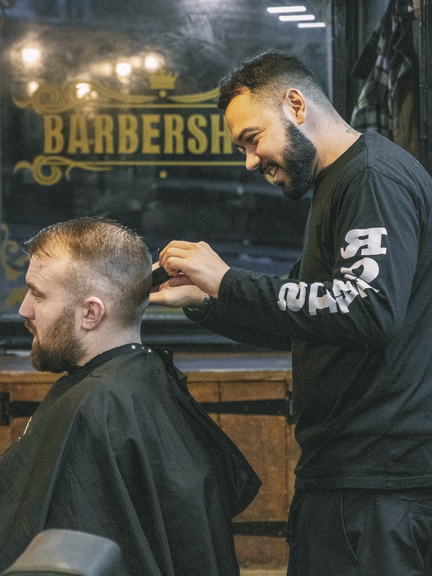 Monday refresh - If you’re after an after work trim, we’ve got you covered. We’re open until 5:30pm Monday –Thursday and until 6pm on Fridays, so you can swing by after a long day and still leave looking sharp.
Be sure to book a late appointment to avoid disappointment.
@lsthebarber
#barbershoproyals #royalsbarbershop