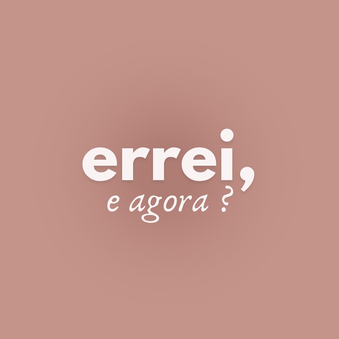 Como você reage ao erro?
Eu entendo que ninguém quer errar, a gente não quer que as coisas saiam do planejado, mas nem sempre é isso que acontece…
Nesses momentos você se acolhe ou se critica? Muitas das vezes lidar com a frustração é extremamente difícil, por isso é importante que a gente sinta ela, mas também entenda o motivo pelo qual essa situação em específico causa esse sentimento.
Além disso, é essencial que a gente respire, tudo bem as coisas não aconteceram da nossa maneira, errar é normal.
Por fim, a gente precisa recomeçar, olhar para tudo que a gente caminhou, perceber os momentos de frustração e relembrar das superações e dos momentos bons ☺️
#autoconhecimento #autocuidado #autocrítica #psicologia #terapiaonline #terapiacognitivocomportamental #atendimentoonline #tcc #erro #respire #recomece #sinta