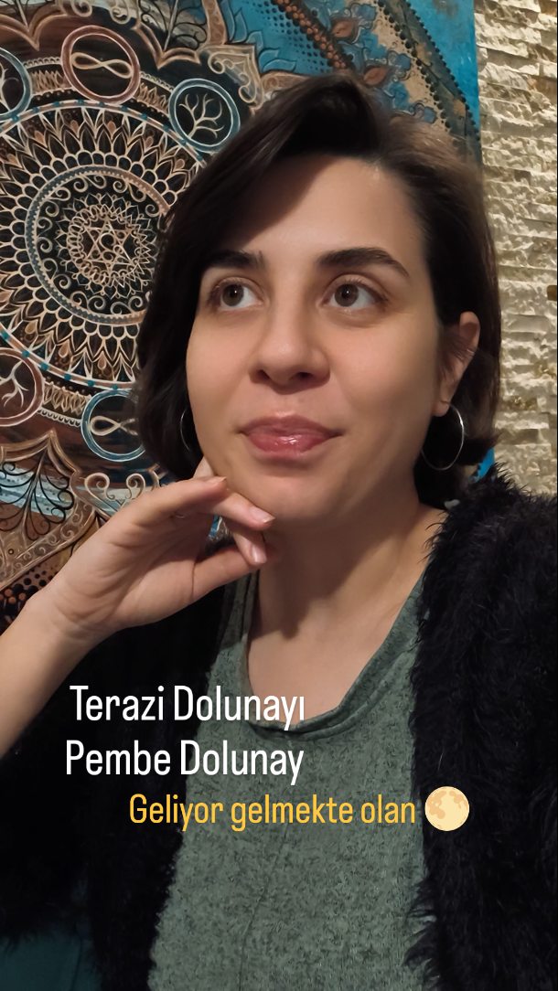 Yine yeni aydınlanmalar geldi bana 😊🌕
2 Nisan çok acaip bir gün olacak belliki , hayırlarla gelsin 🙏
Bir terazi kadını olarak, tüm hediyelerini alıp kabul ediyorum 💜 ve paylaşmaya niyet ediyorum
#terazikadını #terazidolunayı #mandalaeğitimi