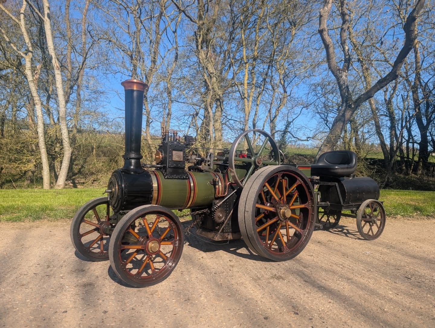 Sunday stock update!
- A lovely 4" Burrell with water cart
- New price on the stunning 6" Foster
- 4.5" Foden project with AJB boiler
For full details on all these plus other engines please see
www.legacyvehicles.co.uk/miniatures
.
.
#tractionengine #steamlorry #modelengineering #steamrally #steamup