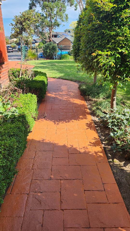 30yo stamped concrete driveway reseal!
Amazing transformations like this add so much appeal to a property. It can also be one of those jobs that keeps getting put off...
#concretecleaning #pressurewashing #concretesealing #driveway #homeimprovement