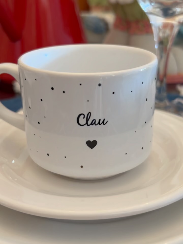 Tarde calorosa, memorável e de cumplicidade.🌿🐇🌿
Regada a gargalhadas, gostosuras e o melhor: compartilhar tudo isso com vocês.
Que Cristo seja o centro dessa amizade.