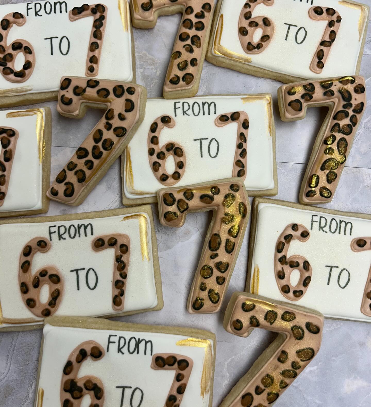 Six ✨sevennnnn Happy Birthday Olive 🎉🥳
Back in my day it was ✨twenty-ONE✨
#royalicingcookies #67cookies #birthdaycookies #jenasecretsbakery