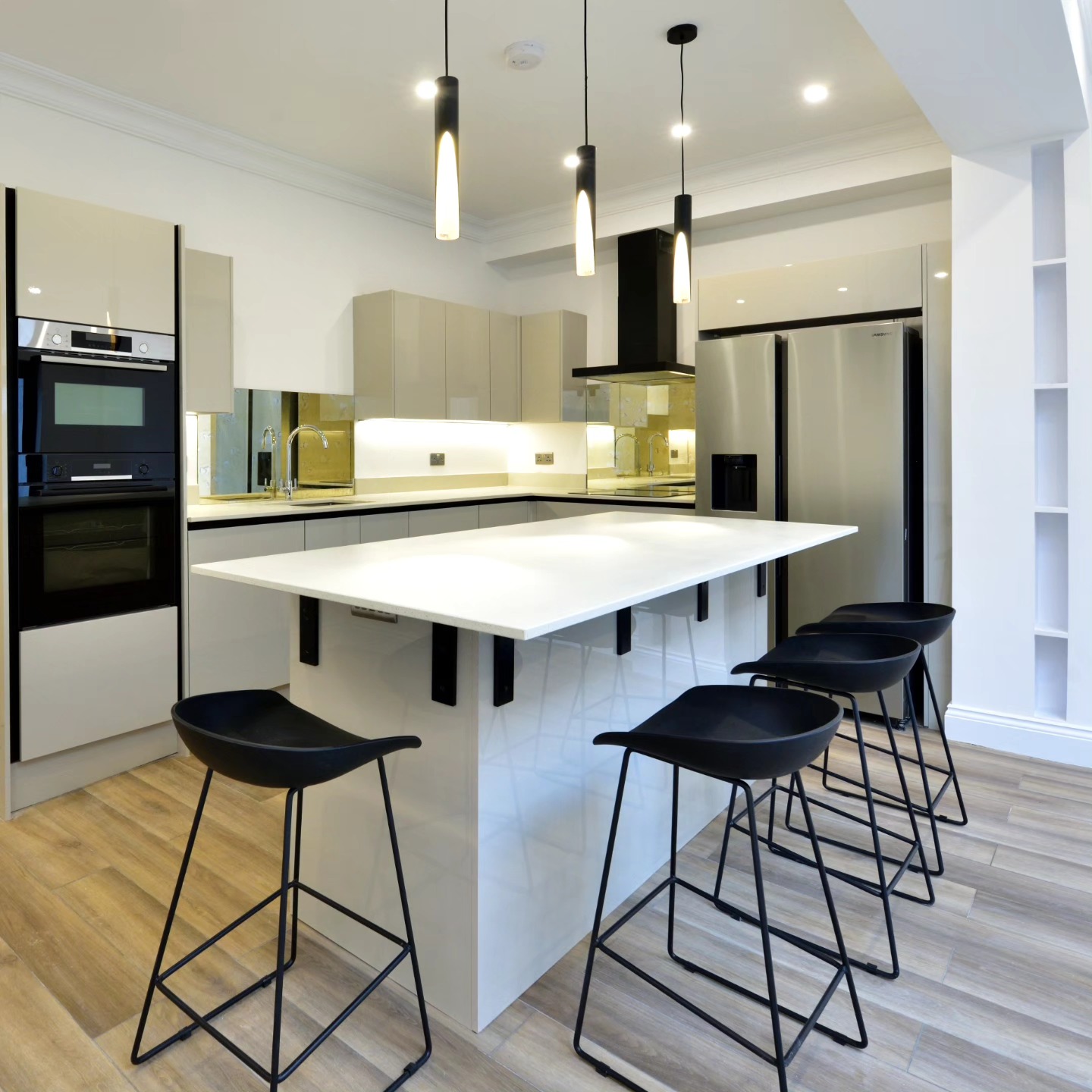 #Londonbuild #londoncontractor #londonarchitects #londonarchitect #londonprojects #kitchenextension #homeswithpersonality #londonrenovationservices #londonrenovationscompany #londonrenovationstyle #londonrenovations #londonbuilder #dreamhomegoals #contractors #buildingdesign #openplandesign #luxury #luxuryhome #bathroomrenovation #renovationdesign #renovationideas #renovationproject