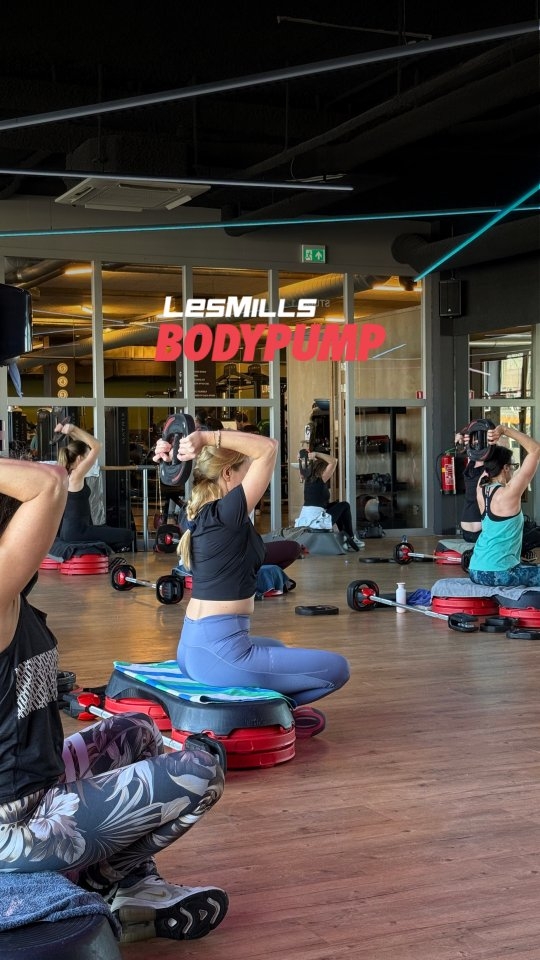 🔥 READY TO PUMP?
Zin in een work-out waar je écht energie van krijgt?
Met BodyPump train je je hele lichaam op keiharde beats en ga je gegarandeerd sterker naar huis.
📅 Lesrooster
Maandag om 20:00
Donderdag om 09:00
Zaterdag om 10:00
Zondag om 10:00
Drop in, pak een barbell en voel de burn. 🔥
#bodypump #bodypumpamsterdam #lifeandkicking #lifeandkickingcommunity #ijburg hyroxamsterdam spinning yoga zumba