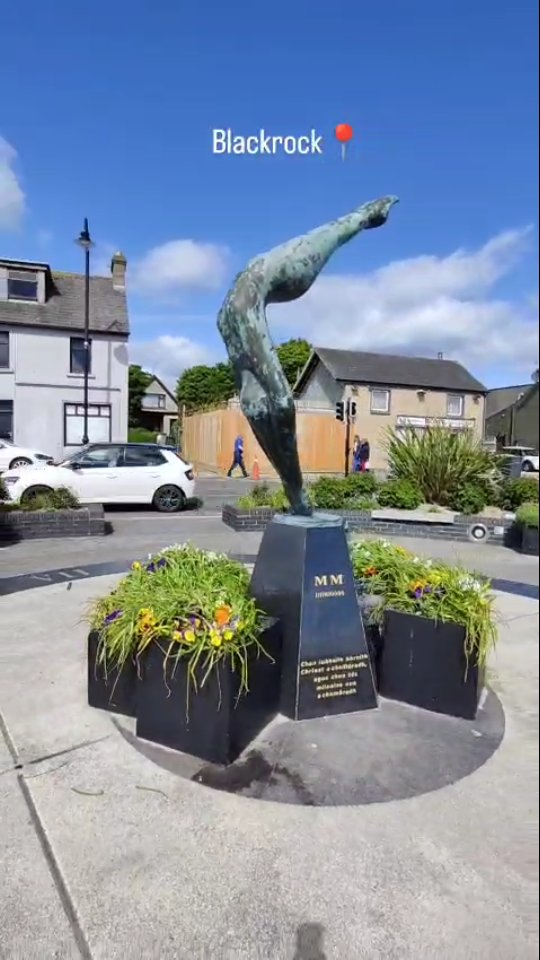 Blackrock is one of those places that instantly invites you to slow down 🌊🌸
Overlooking Dundalk Bay with views stretching to the legendary Cooley Peninsula, this seaside village is a favourite with locals and visitors alike.
A stroll along the seafront promenade is a must, with beaches, wetlands, coves and rock pools waiting to be explored 👣
The relaxed village vibe continues with artisan shops, cosy cafés, welcoming bars and award-winning restaurants dotted along the way ☕🍽️
https://www.sealouth.ie/blackrock
#SeaLouth #See #Eat #Admire #Blackrock