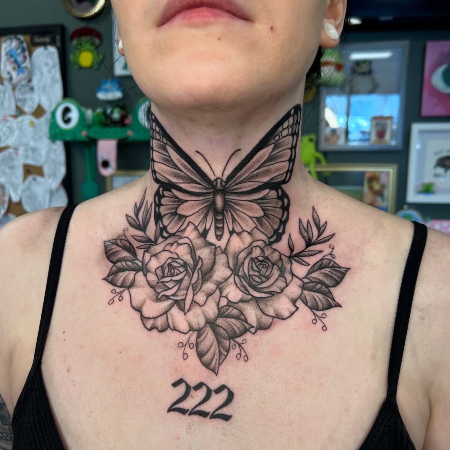 🖤 The amount of strength @bryyysabol showed radiated through the shop and everyone felt a little bit tougher today 💪🏻 Getting your throat/chest zapped for multiple hours is no joke. Super grateful and proud of all the tough baddies I get to tattoo 🖤
.
.
.
#throattattoo #necktattoo #butterflytattoo #pghtattooer #pittsburghtattooartist