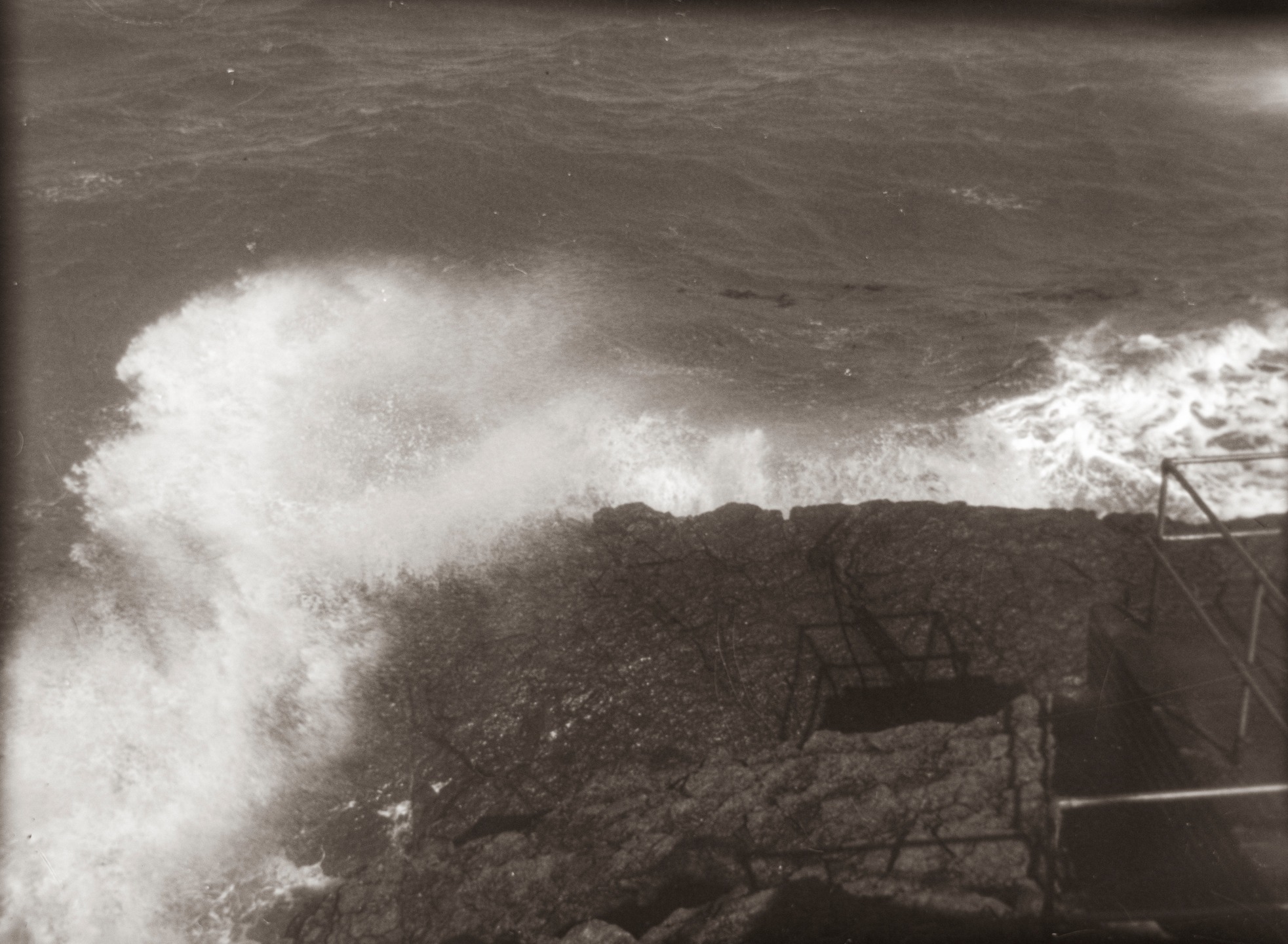 Braved the 50mph winds on St Thomas’s Head at high tide - with the 1910 Thornton Pickard “Folding” plate camera. 1/100s exposure at f16 onto X ray film. (Quarter plate size)