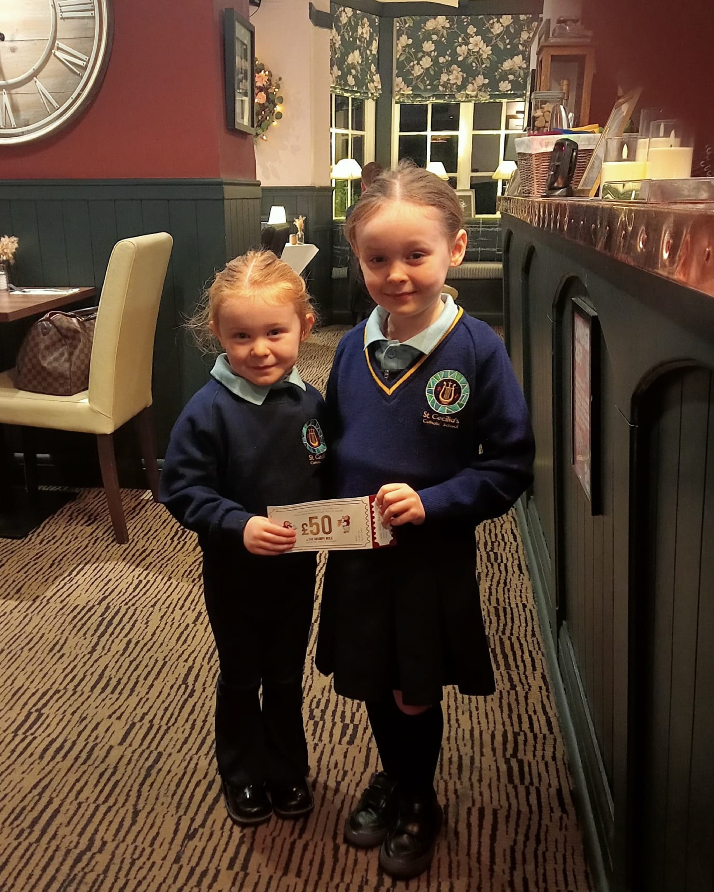 How sweet are our Grumpy Mole Golden ticket winners this month at Cheam?! We hope the £50 is well spent on our mini chocolate brownies (served with chocolate sauce, marshmallow & salted ice cream), sliced strawberries, raspberries and ice cream on tap! That equates to almost 10 servings of brownies, or 15 servings of ice cream 🍦🤰
Be quick to visit before the last of our March tickets are found! 🙈 #thegrumpymole #grumpymole #goldentickets #50onus #gift