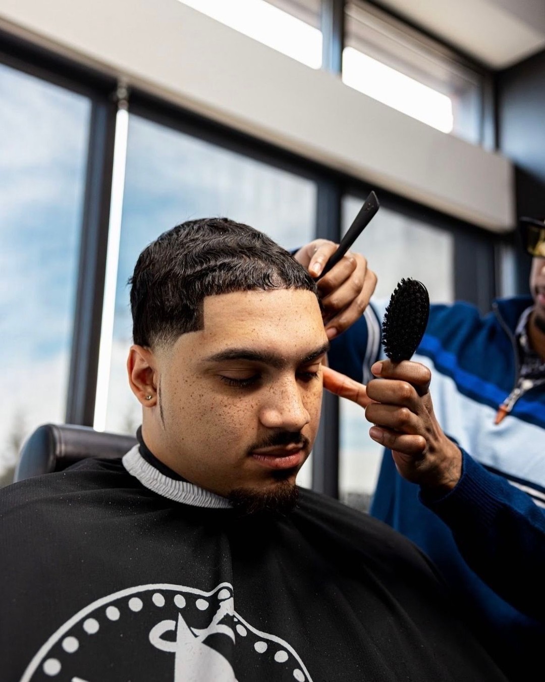 Hump Day got you down? Try switching it up with a hydration reset, or a refreshed hairstyle 🤩
Be Bold: Find your new favorite ‘do at @hollywood_cuts’ expert salon. Personalized care meets trendy hairstyles thanks to their professional staff 💈
Glow from the Inside Out: Be in your prime all the time with @h2ohealthmke’s IV hydration therapies. Get personalized care and customize an IV therapy cocktail to suit your current health needs 💧
Revitalize your Skin Post-Winter: Face Foundrie’s Hydrafacial exfoliates, extracts, and infuses potent serums into your skin. Think of it as a deep clean and serum surge after our dry winter ✨
Get that Effortless Windswept Look: Choose your style - curls, waves or straight - at @drybarshopsmilwaukee and walk out with a fresh look for any occasion 💁♀️
Try Acupuncture: Acupuncture’s been known to help with brain fog, lack of focus, stress or chronic pain — and @hundredgrasses’ Krista McCain is a Chinese medicine practitioner since 2006. Give it a whirl with a session (or pick up their acupuncture ear seeds for on-the-go relaxation); you might get hooked and consider it a form of therapy 💆
Spring into Wellness to reset and find new ways to recharge — all while experiencing mindfulness and relaxation. Visit our page daily through March 26 as we highlight 30 amazing wellness-focused businesses, all within the Historic Third Ward!
📸: @hollywood_cuts (1), @h2ohealthmke (2), @casee.facefoundrie (3), @drybarshopsmilwaukee (4), @hundredgrasses (5)