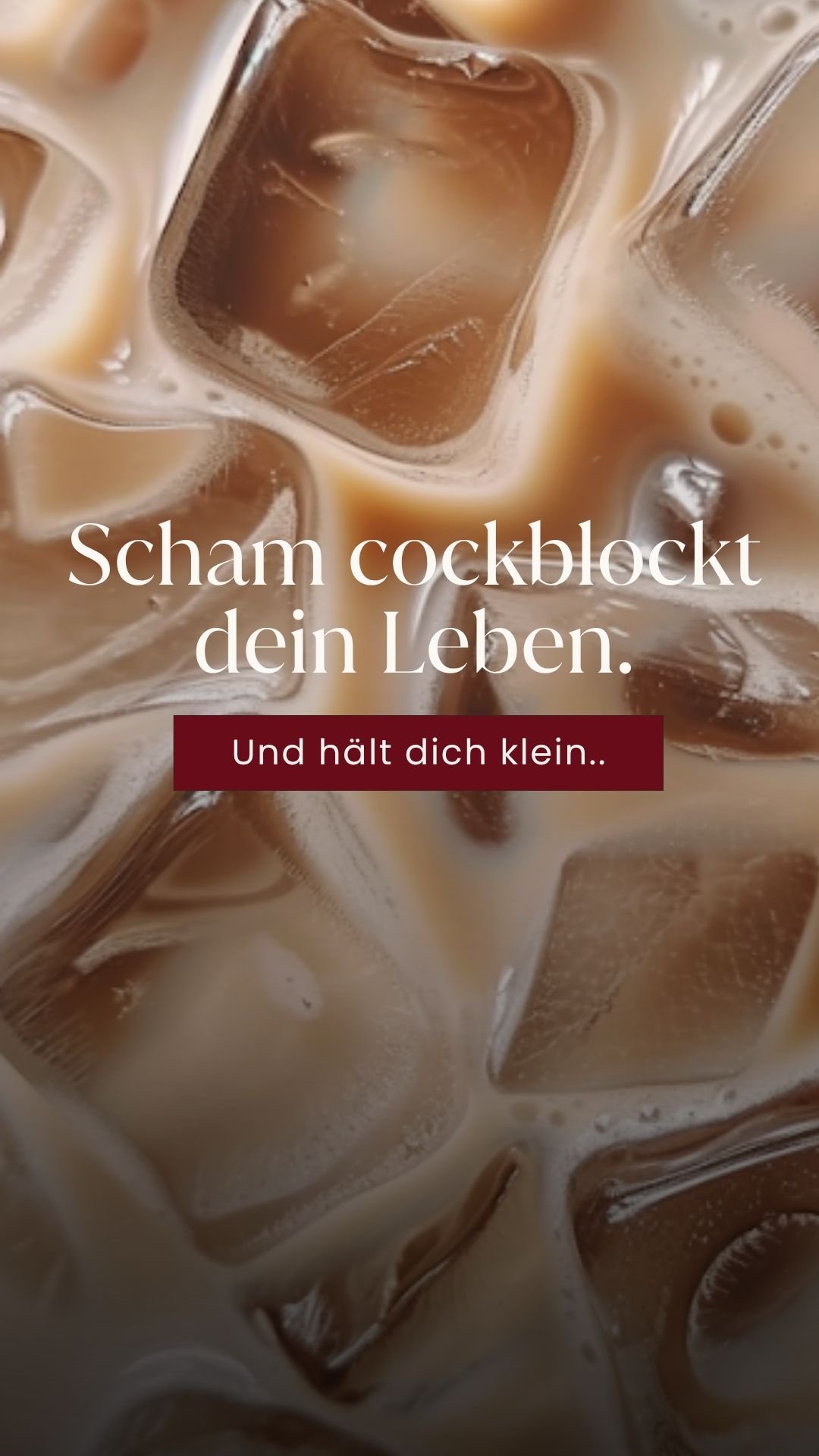 Scham wird in unserer Gesellschaft als Machtmittel genutzt, um uns klein zu halten. Wir schämen uns so so oft für Dinge, für die wir uns eigentlich überhaupt nicht schämen müssten ...
Wenn du dir vorstellst, deine Tochter würde sich dafür schämen, wofür du dich schämst — wie würdest du mit ihr sprechen? Würdest du ihr sagen, dass sie sich doch dafür nicht schämen muss? Was wäre, wenn du dir selbst gegenüber genauso zärtlich sein könntest?
Wenn du lernst, mit deiner Scham umzugehen, sie anzunehmen, kannst du sie transformieren. Und so wirst du frei ... ❤️🔥
Stell dir vor, wie schön und befreiend es wäre, wenn:
Du dich nicht mehr für deine s3xuellen Bedürfnisse und Probleme schämen würdest — und endlich angehen kannst, was dich blockiert?
🍒Du dich im Sommer nicht mehr für deinen Körper schämen würdest — deine kleinen Brüste, die Dellen und Dehnungsstreifen — und dich einfach wohlfühlst und s3xy fühlst in deinem Bikini?
🍒 Du dich traust zu sagen, dass es gerade in deiner Beziehung nicht so gut läuft — und du den Ballast, den du mit dir trägst, nicht mehr alleine tragen musst?
🌶️ Hmm, love it. Wenn dir meine Impulse auch gefallen haben, lass es mich in den Kommentaren wissen und folge mir @fabiennebreu_ für mehr Inhalte rund um nährende Partnerschaft und ein lustvolles Leben, das sich juicy anfühlt.
Lots of Love, Fabienne
SELBSTVERTRAUEN
LUSTVOLL
SELBSTSICHERHEIT