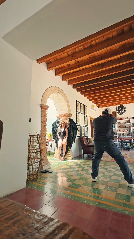 "No soy modelo, no se posar"
Es algo que siempre escucho antes de sus sesiones, y creanme es lo de menos! Lo mas importante es que se gusten a si mismas y se sientan increibles en su sesion.
Me da gusto ver sus reacciones cuando ven sus fotos y lo seguras que se ven cuando nos volvemos a encontrar🙌
Si estabas pensando en una sesion, no la pienses mas! Es momento de tener un recuerdo hermoso tuyo🤗
Se honesta, ¿Ya te imaginaste en una sesion asi?