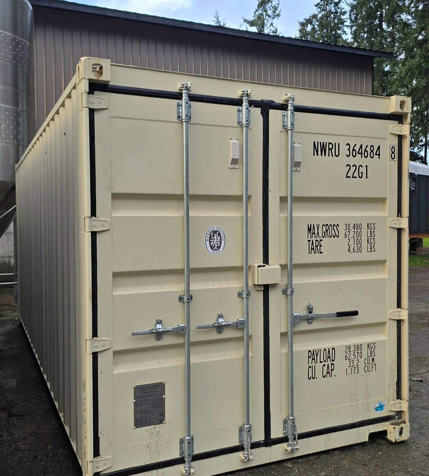 Clean one-trip 20ft units with 14 vents back in stock at our yard Helps alot with moisture control.