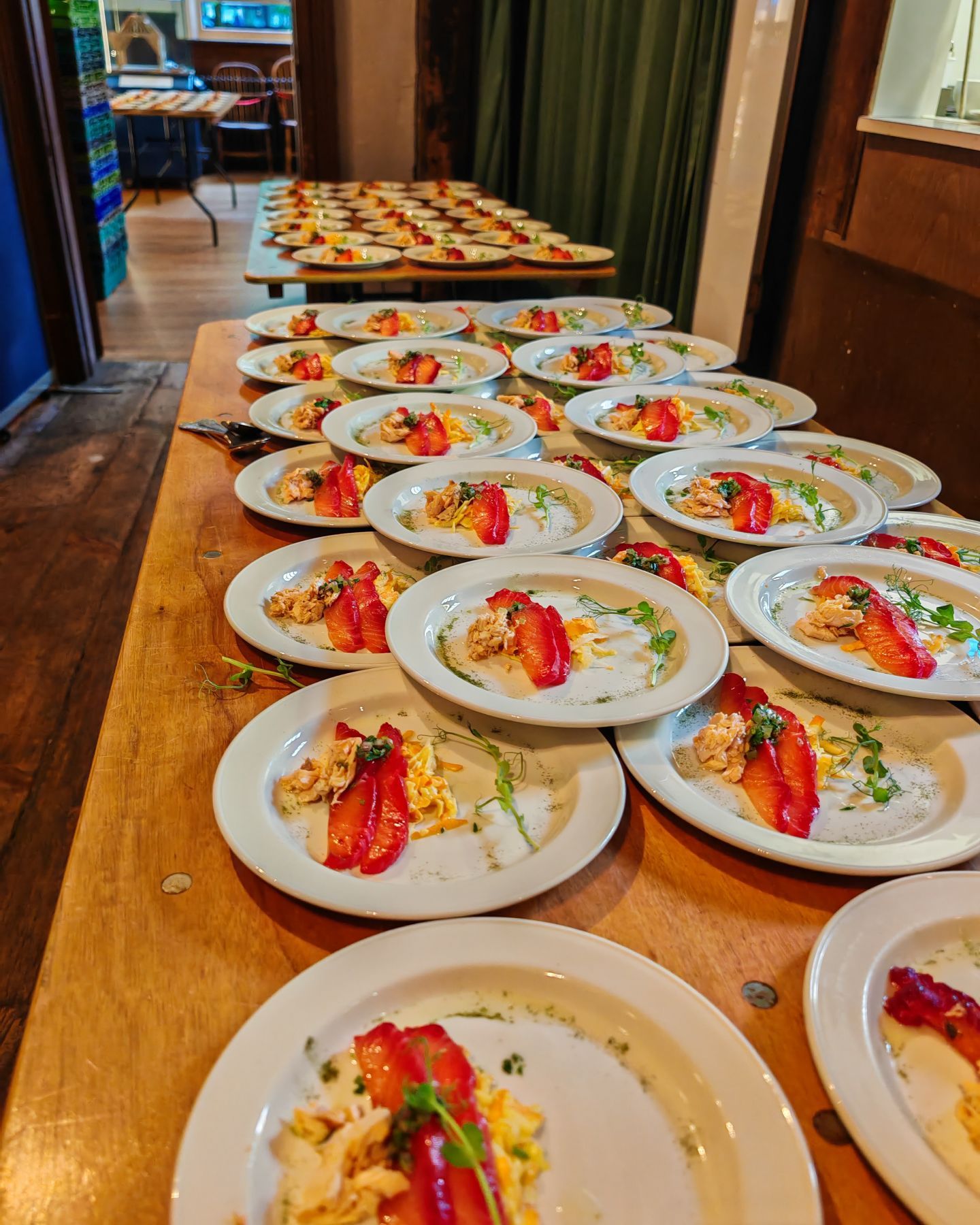 Almost ready for the table, Beetroot cured salmon, flakes of honey roasted salmon, root vegetable slaw and a sharp dressing featuring capers, lemon and dill. Fantastic summer starter, looks and tastes great. #yorkcaterer #readyforservice #eatlocal #homecure #homemade #delicious