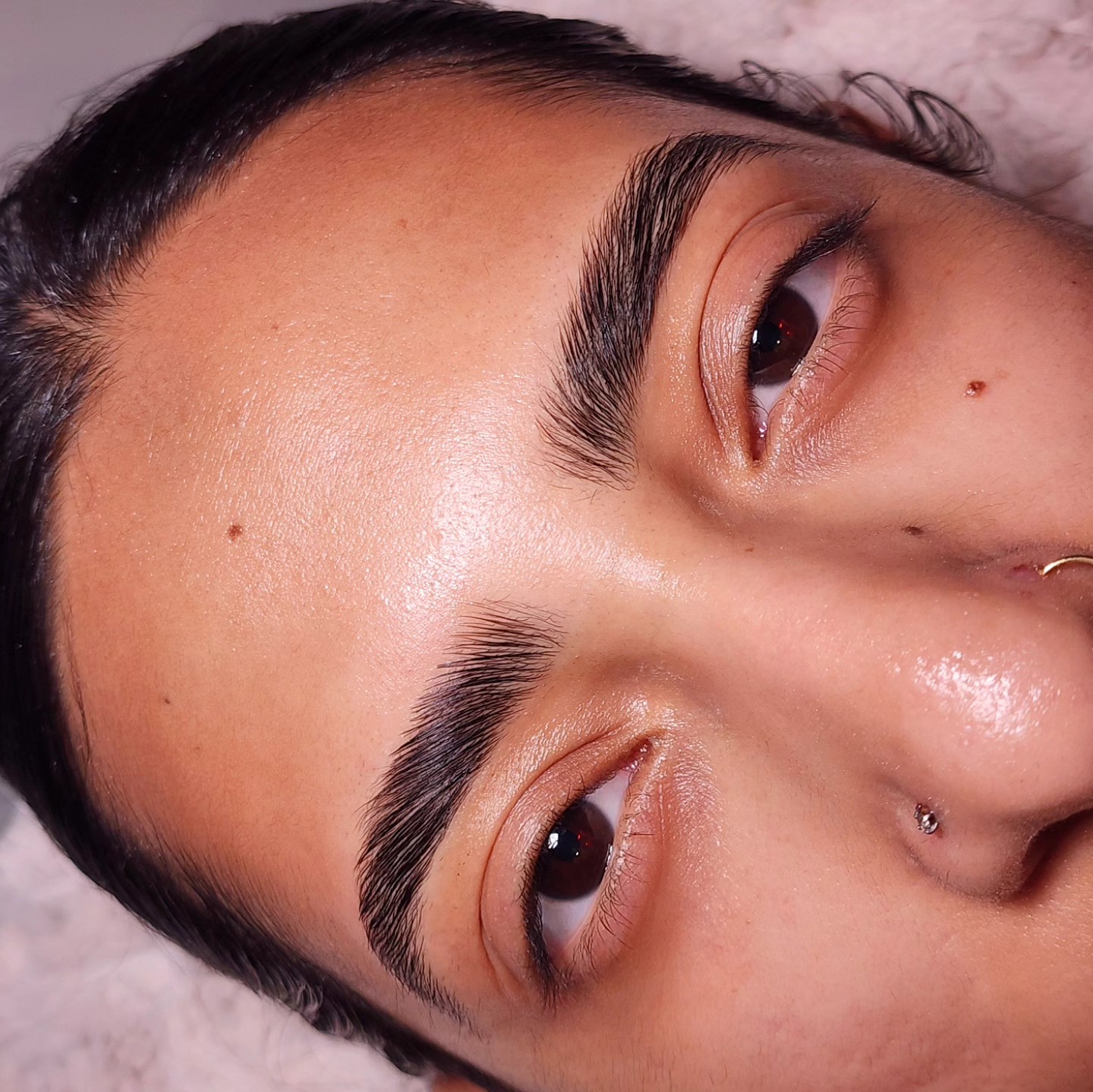 Let my work speak for how much I care about your brows. Swipe to see before!
Also, consistency in threading correcting the shape really enhances the look of the lamination.
#BrowLaminationNYC
#BrowGoals #browsspecialist #BrowLaminationBeforeAfter #BrowTransformation
What does Brow Lamination actually do to your hair?