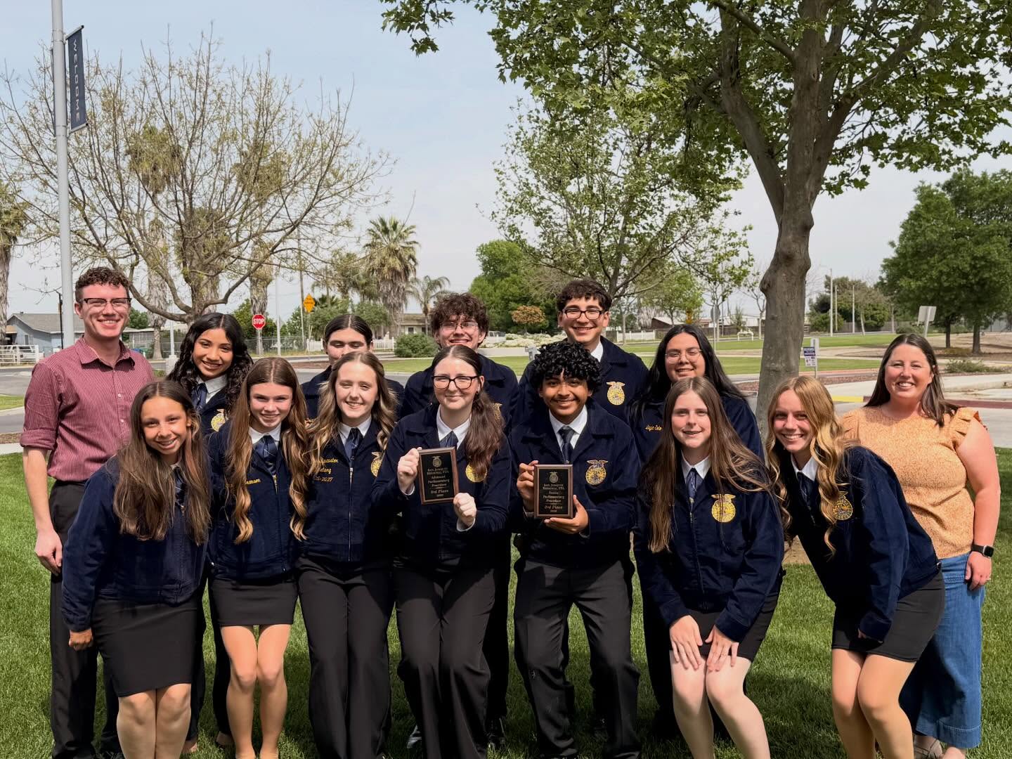 ✨We had a great day competing in the San Joaquin Regional Parliamentary Procedures competition!✨
A huge congratulations to both our novice and advanced teams, who earned third place! Both teams are now #statebound! We are so proud of your hard work and wish you the best of luck at State Finals!🏆