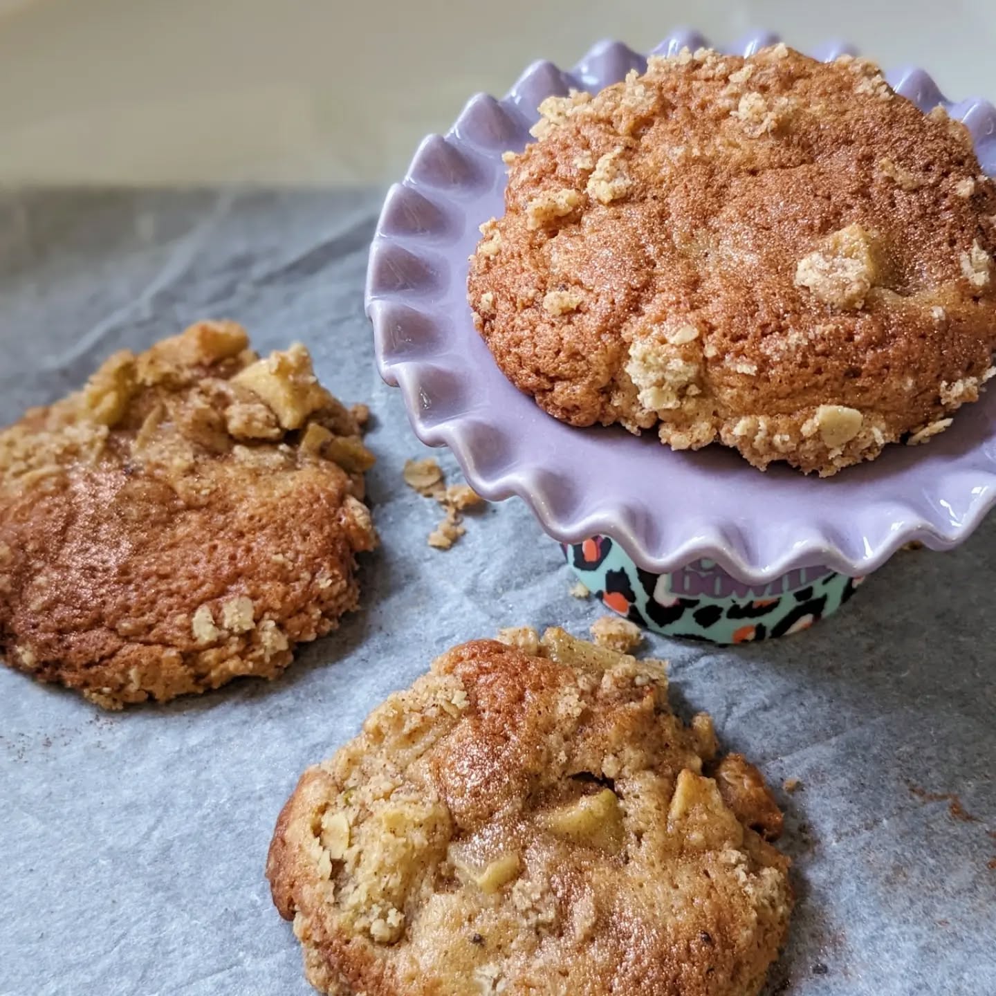 Cinnamon Spiced Apple & Pear 'Crumble' Cookie โจ What do you think? Just playing with flavours...
It's been a minute! Promise I'm still baking ๐ just bear with me, spinning too many plates.
Website down for construction & new bakes coming...
DM me for all order enquiries.
Updates soon.
Love, Firdaus xx