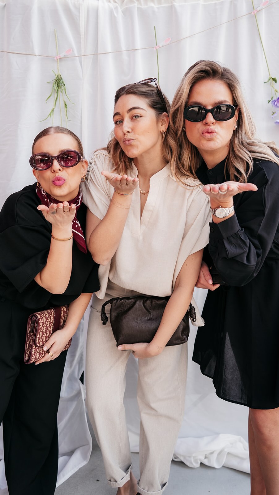 Nieuwe vacature online! Wij zijn op zoek naar een verkoopmedewerker voor 24uur en 38 uur per week. Klinkt deze functie als muziek in jouw oren? Mail ons dan snel jouw CV en motivatie door naar info@juliabybb.com 🩷🩷
www.juliabybb.com
#juliabybb #juliaturnhout #ootd #vacature #winkelmedewerker