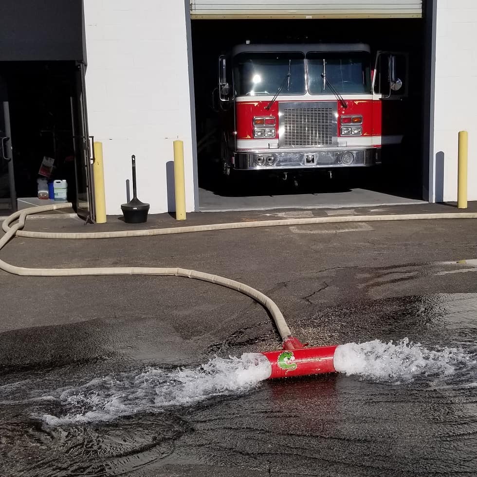 Fire pumper truck pre testing #firesprinklers #firesprinkler #firepump #firetruck #standpipe #hosemonster #jmefiresprinkler
