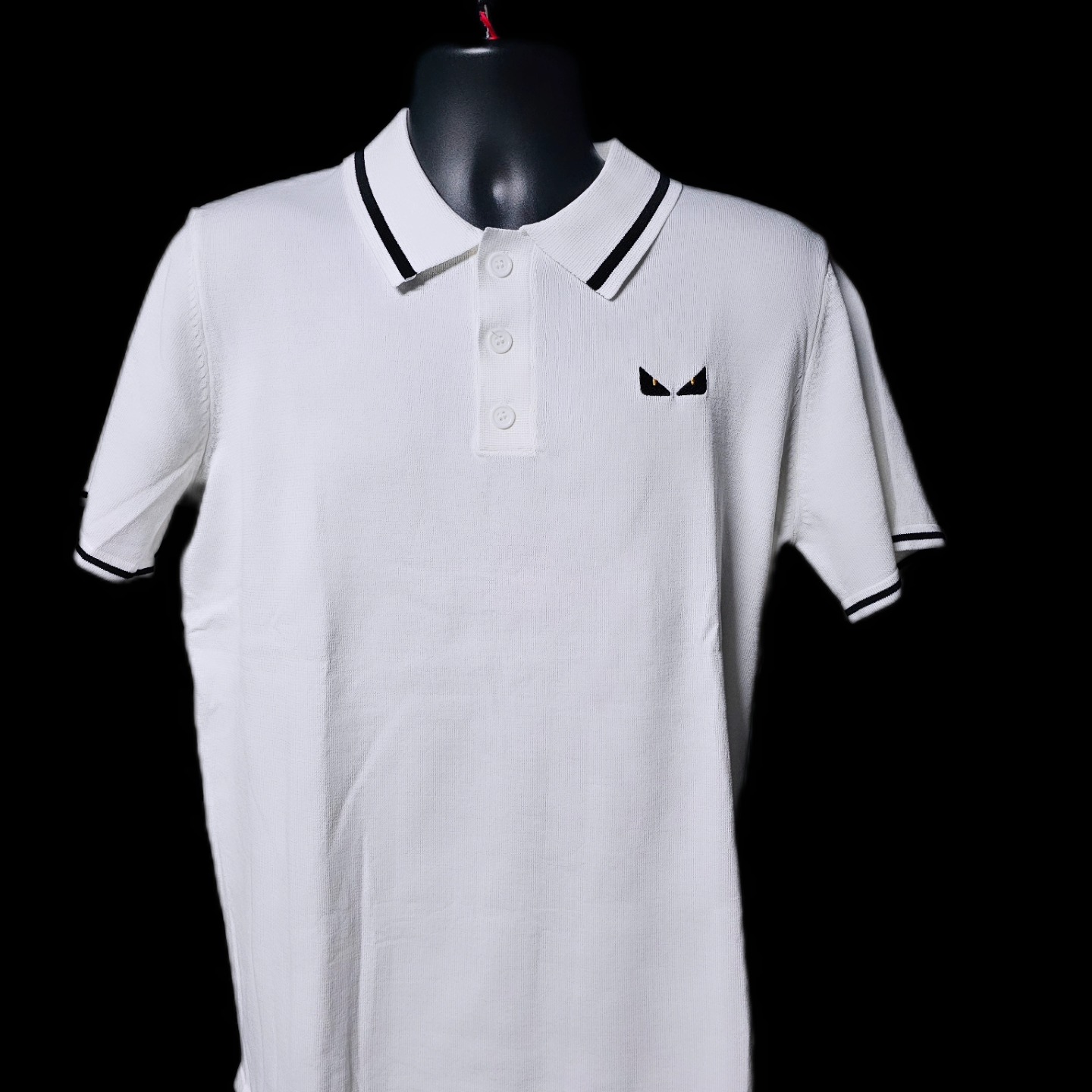 Men's Fendi Monster Eyes Pique Polo
Color: White/Black Strip
Size: XXL
Condition: New
Retail: $695.00
Wright Way Wear: DM For Price
