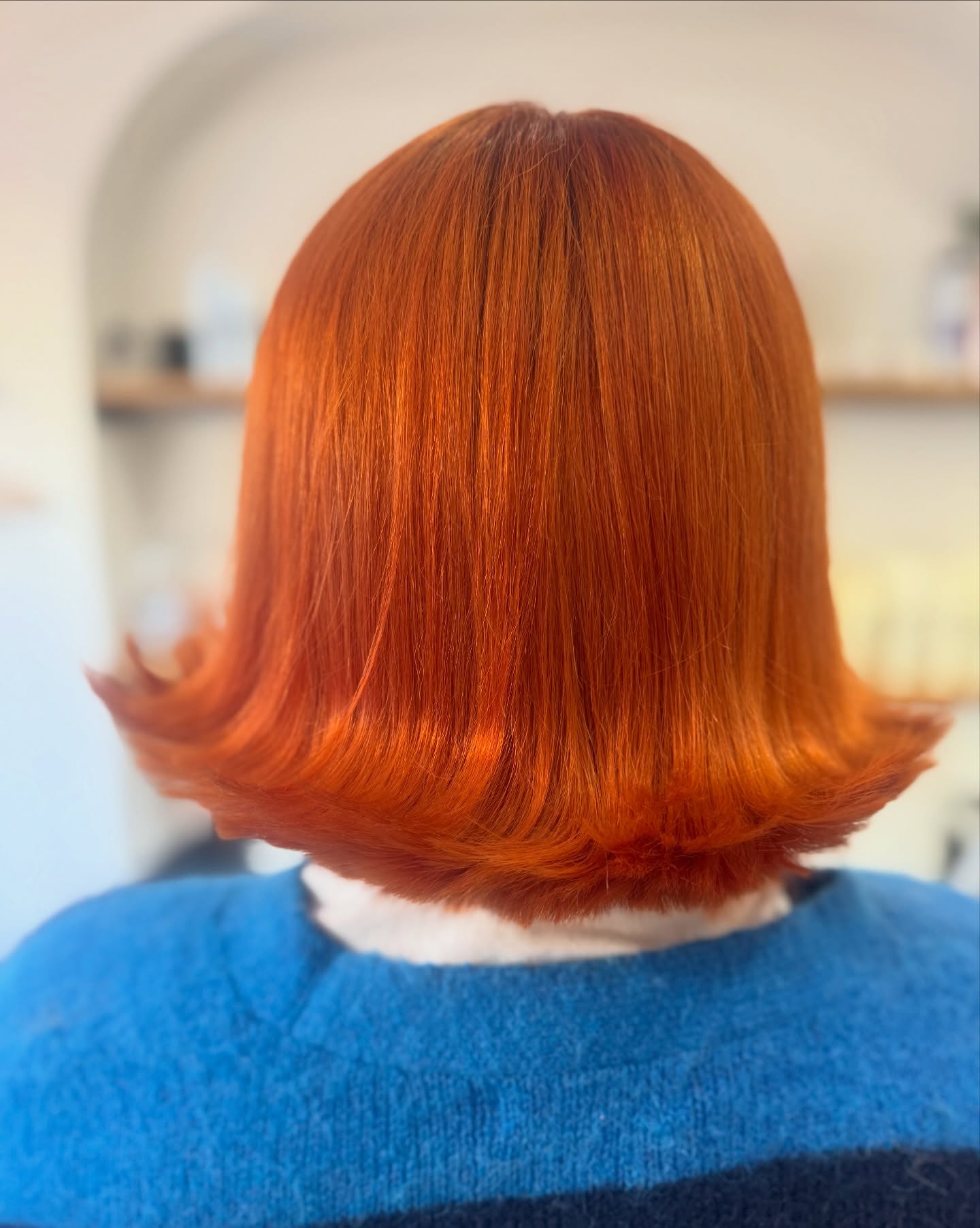 Living for this colour! Swipe to see the before 🧡
Colour change and cut by @hairstylist_sindy