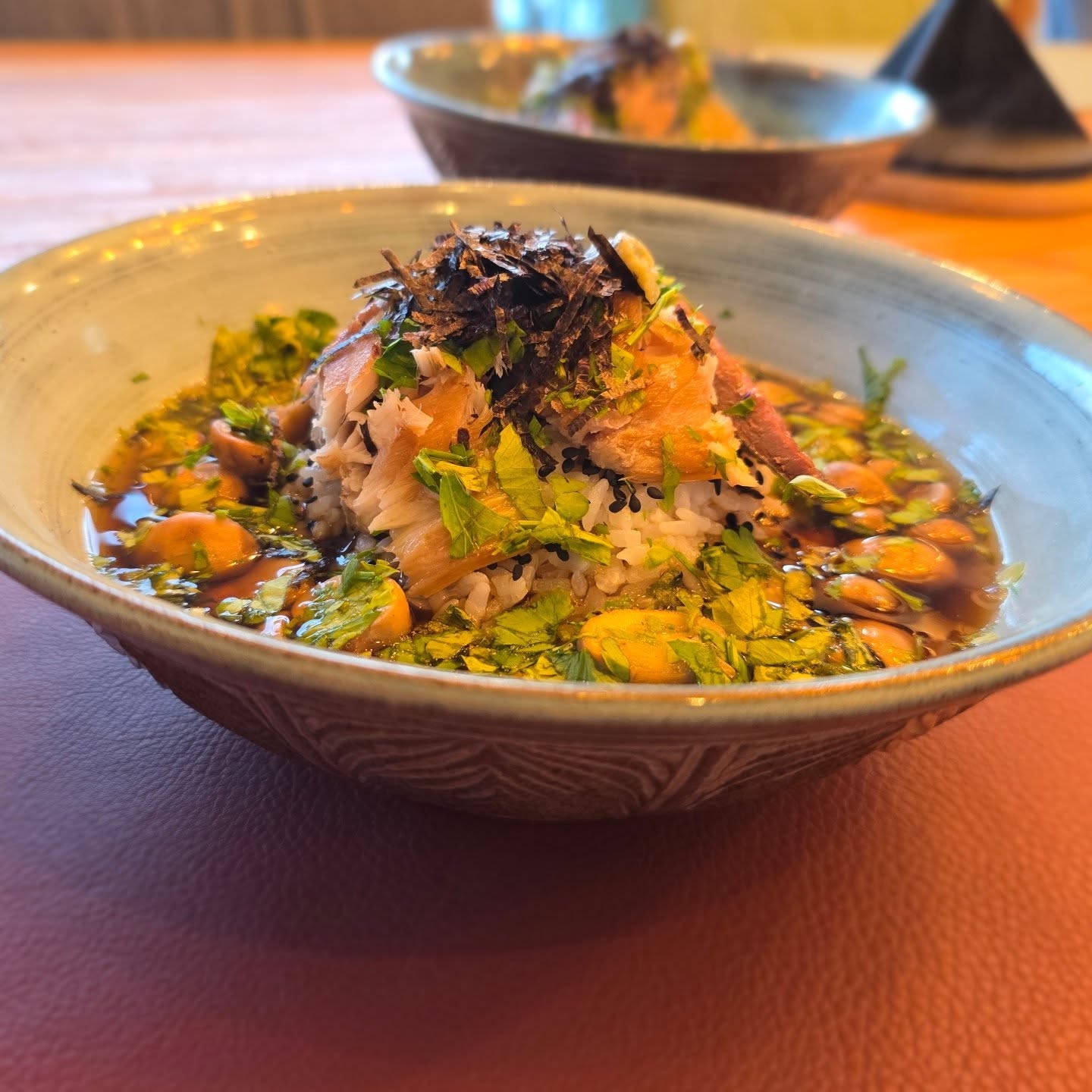 Scientific fact, backed by thousands of self-administered studies: food tastes better in handmade pottery. 😏
Treat yourself, it's okay, it's for science 😉