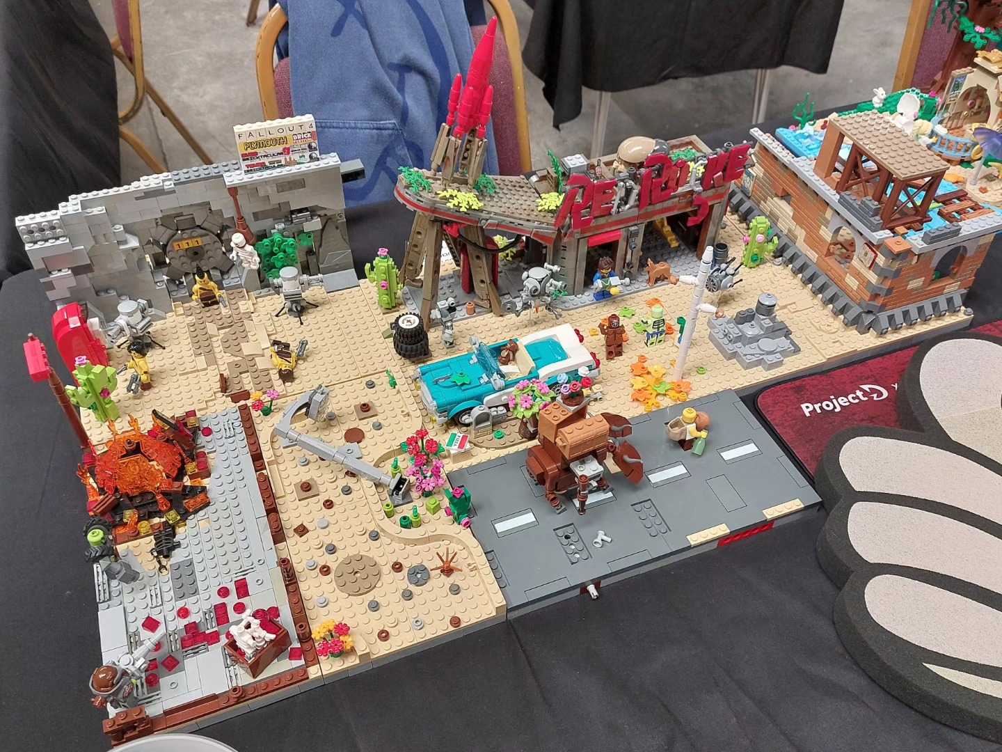 And here's my youngest son's display @that_one_smalldude
He's been working on his Fallout display since getting the Megablocs Red Rocket station from the States for Christmas.
#lego #afol #legoclassic #legocommunity #legospace #legosystem #fallout #legoland #legocity #moc #wip #legomoc #fallout4 #falloutnewvegas