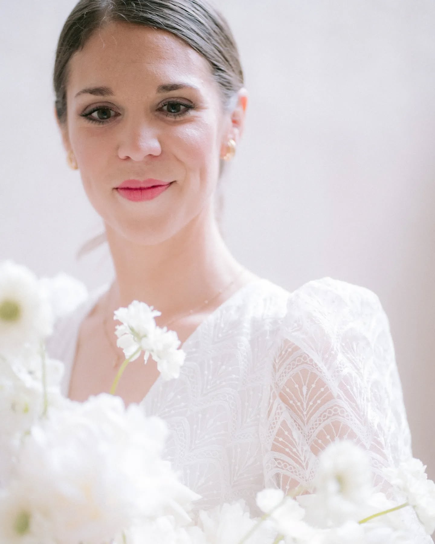 Beautiful portraits of the bride at the forever stunning @abbayepremontres
#frenchwedding
#fineartweddingphotography
#fineartwedding
#fineartportrait
#brideportrait
#elegantwedding
#weddingphotographerfrance
#weddingportrait
#abbayedespremontres
#weddingphotographer
#weddingphotography